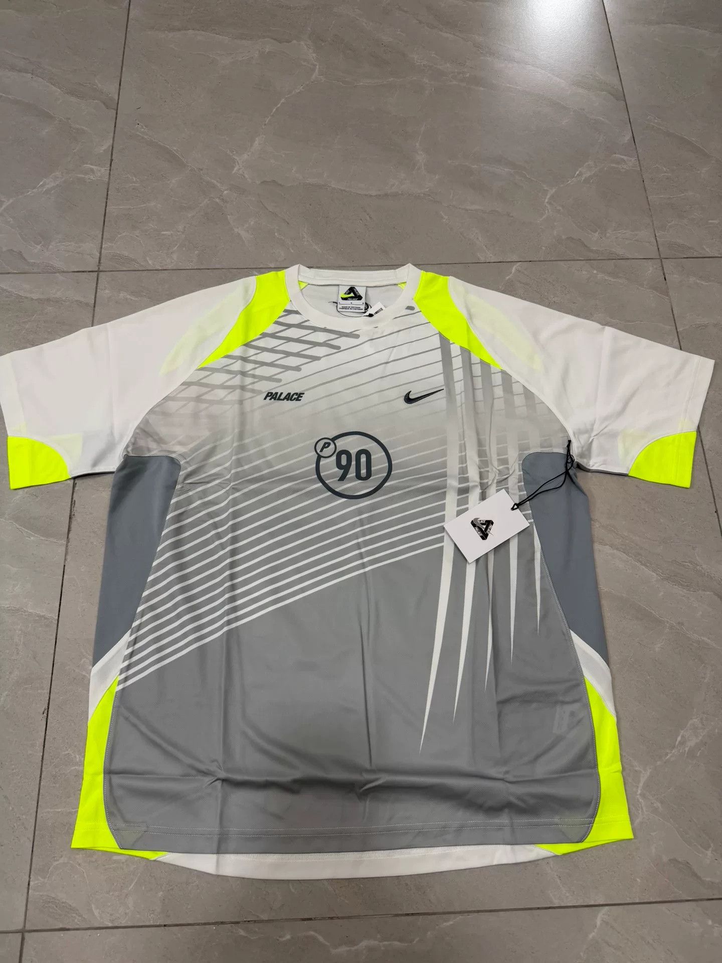 Nike PALACE x Nike TOTAL P90 JERSEY Size US L / EU 52-54 / 3 - 1 Thumbnail
