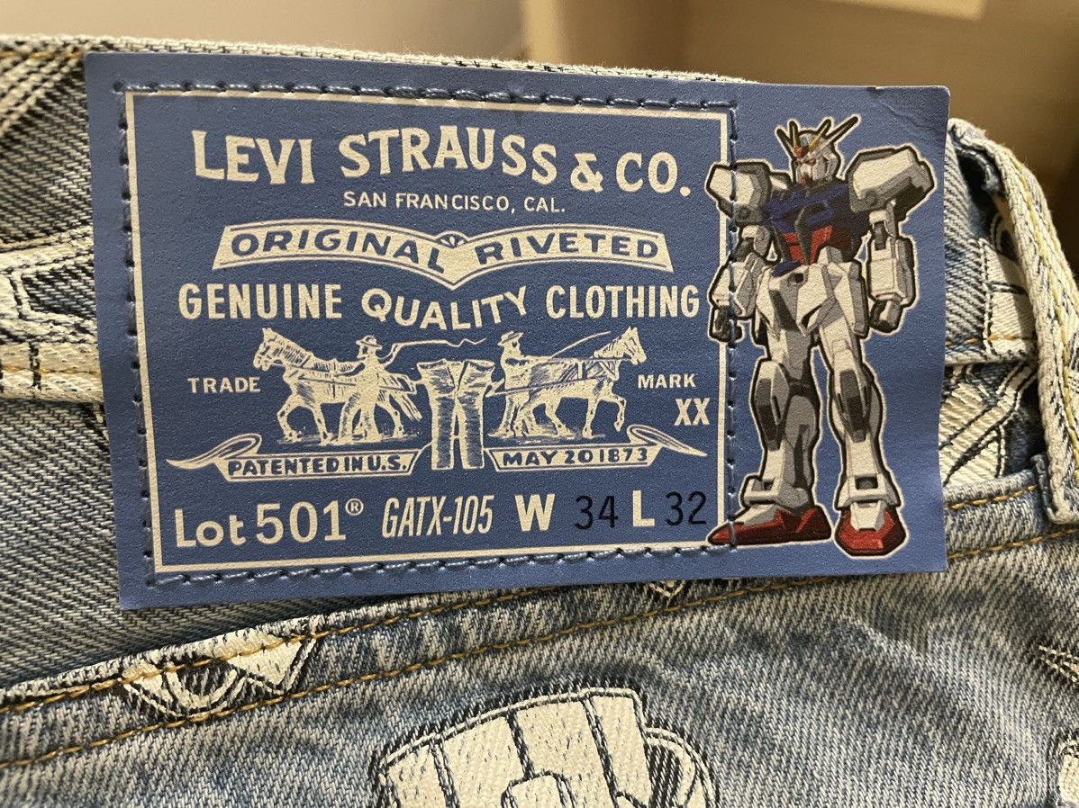 Levi's Levis vs Gundam Full Prints Jeans new with tag Size US 34 / EU 50 - 2 Thumbnail