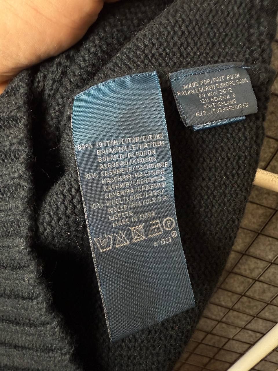 Ralph Lauren Ralph Lauren 5G Ls Toggle Mock NK Snowflake Scarf suit Size US S / EU 44-46 / 1 - 15 Thumbnail