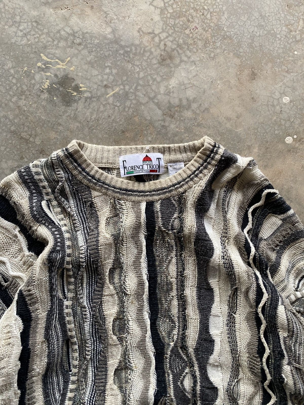 Coogi Vintage 90s 3D Cable knit sweater Size US L / EU 52-54 / 3 - 4 Thumbnail
