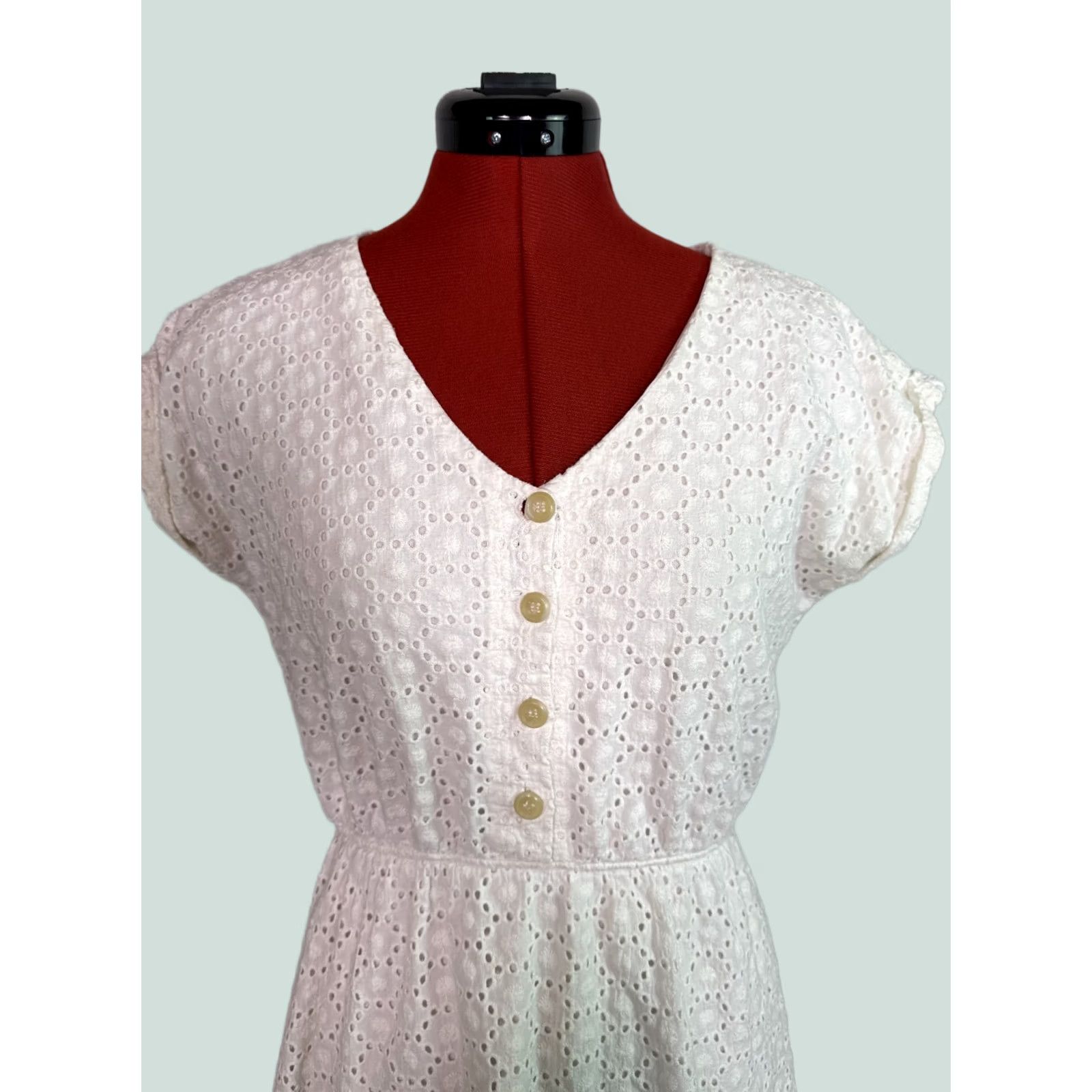 Vintage Copper Key White Cotton Eyelet Fit & Flare Dress Cap Sleeve V-Neck Size S Size S / US 4 / IT 40 - 1 Thumbnail