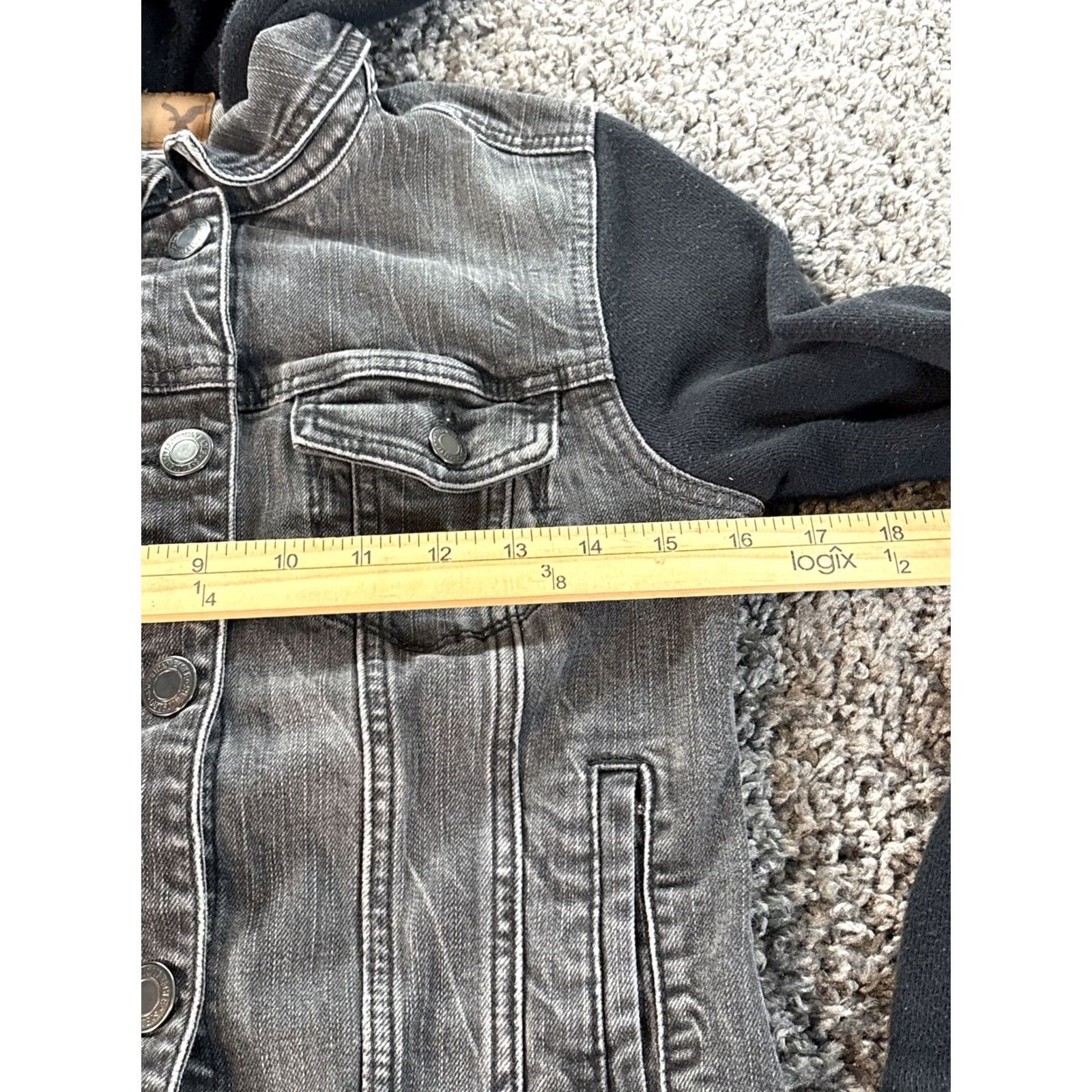 American Eagle Outfitters VINTAGE American Eagle Denim Jacket Womens S Black Hooded Button Streetwear Y2K Womens Jacket Smoke? Size S / US 4 / IT 40 - 3 Thumbnail