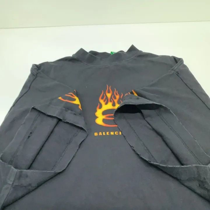 Balenciaga Balenciaga Black Flame Logo Short Sleeve T-shirt 0079-2507 Size US M / EU 48-50 / 2 - 8 Thumbnail