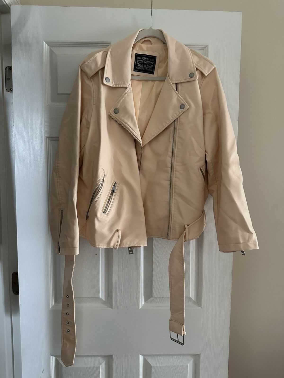 Levi's Levi’s Light Beige/Light Pink Faux Leather Moto Jacket Size XL / US 12-14 / IT 48-50 - 2 Thumbnail
