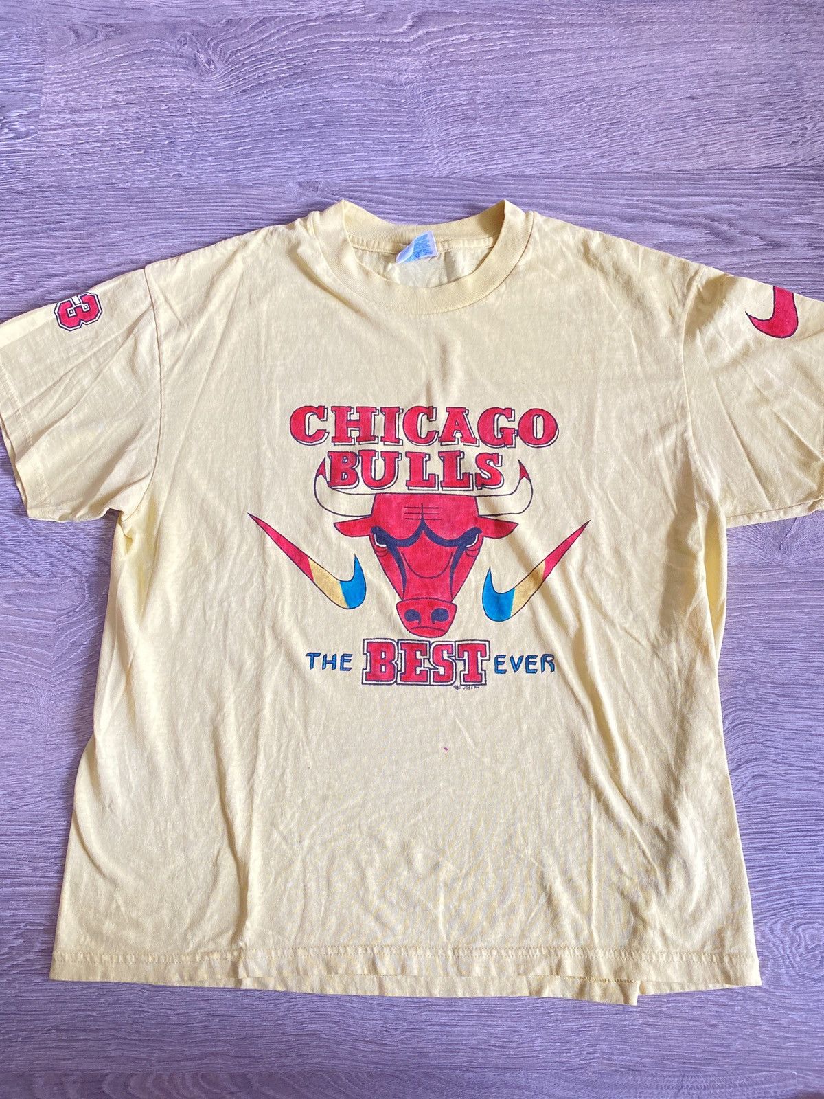 Vintage 90s NIKE / Bulls Bootleg “The Best Ever” shirt Size US L / EU 52-54 / 3 - 3 Thumbnail