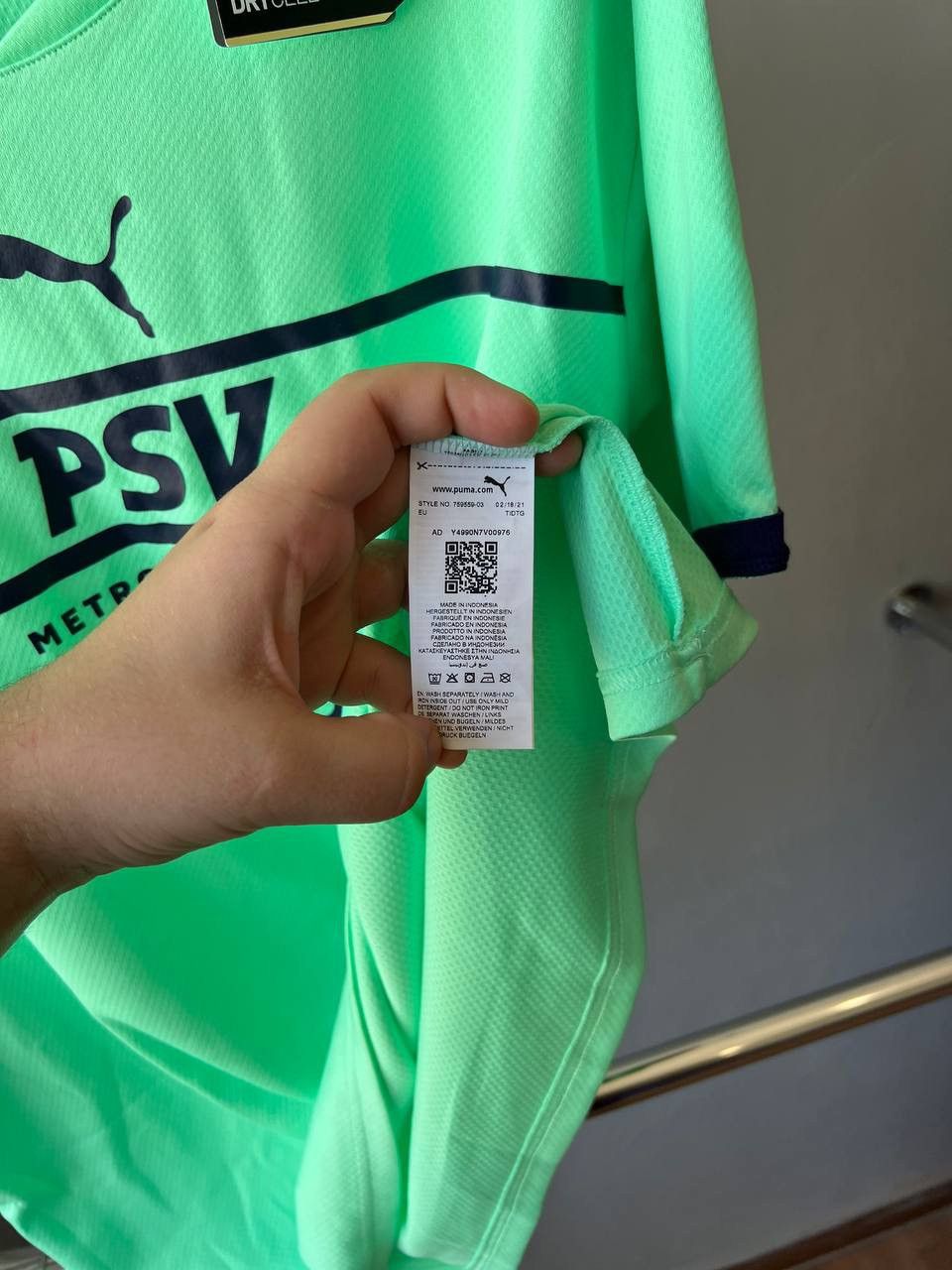 Puma NEW! 2021/22 PSV EINDHOVEN THIRD SOCCER JERSEY SHIRT XXL Size US XXL / EU 58 / 5 - 11 Thumbnail