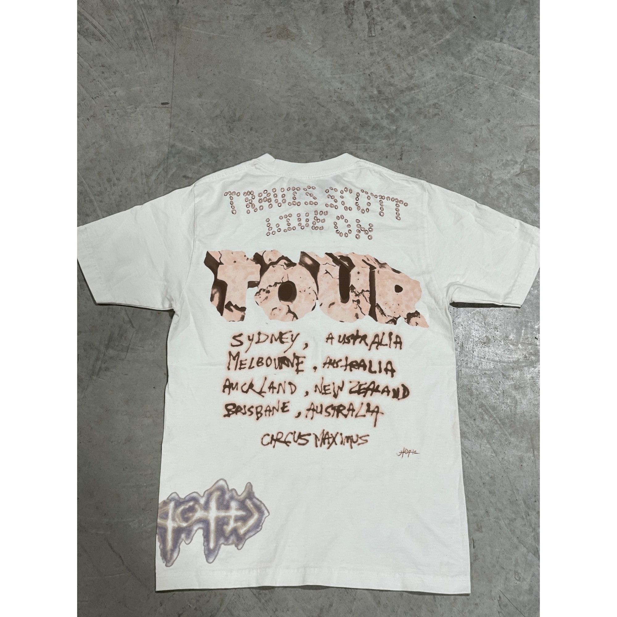 Travis Scott NEW TRAVIS SCOTT CIRCUS '24 TOUR MAXIMUS AU/NZ TEE M Size US M / EU 48-50 / 2 - 2 Thumbnail