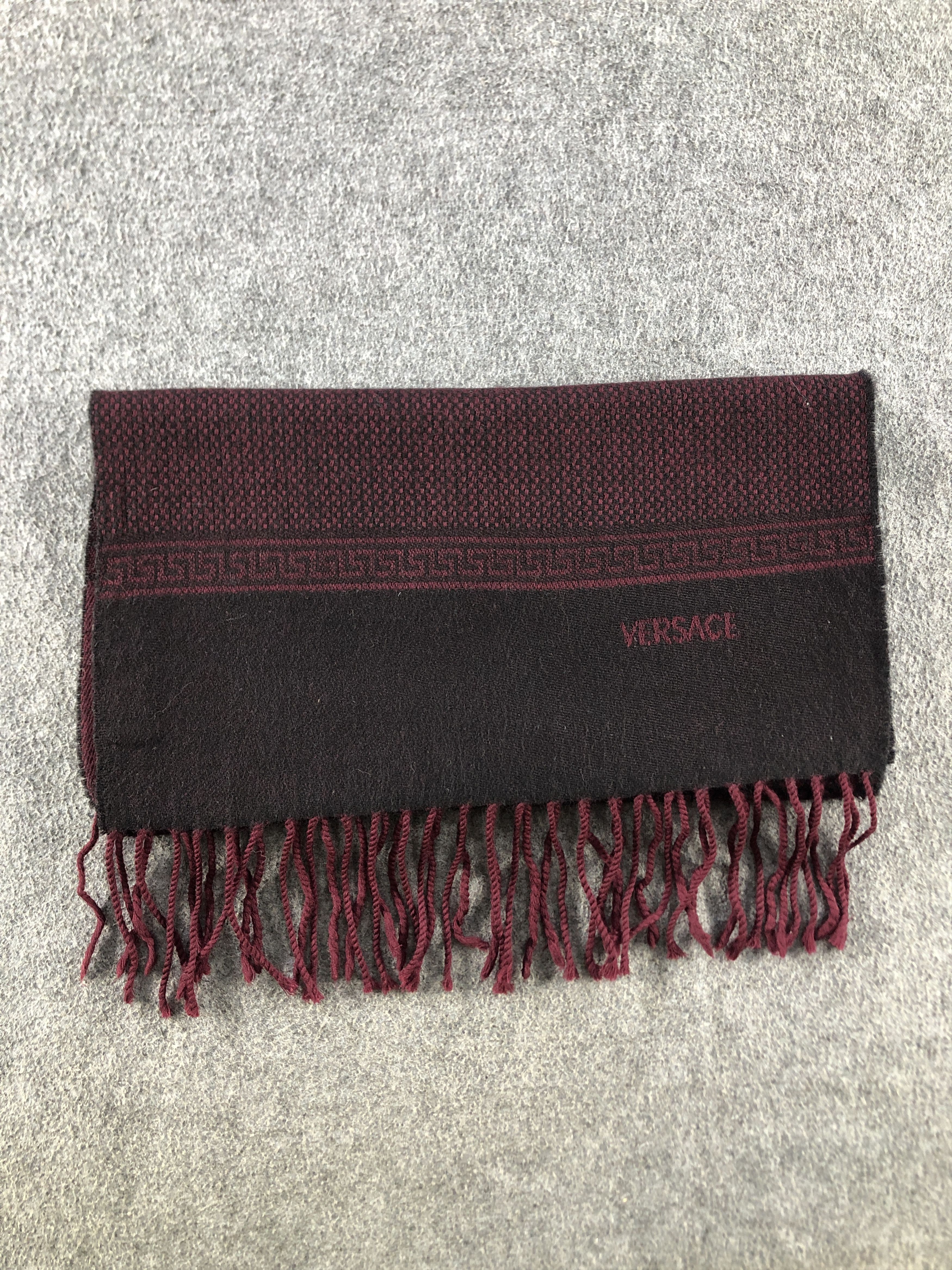 Versace Versace Wool Scarf / Muffler / Neckwear P757 Size ONE SIZE - 7 Thumbnail