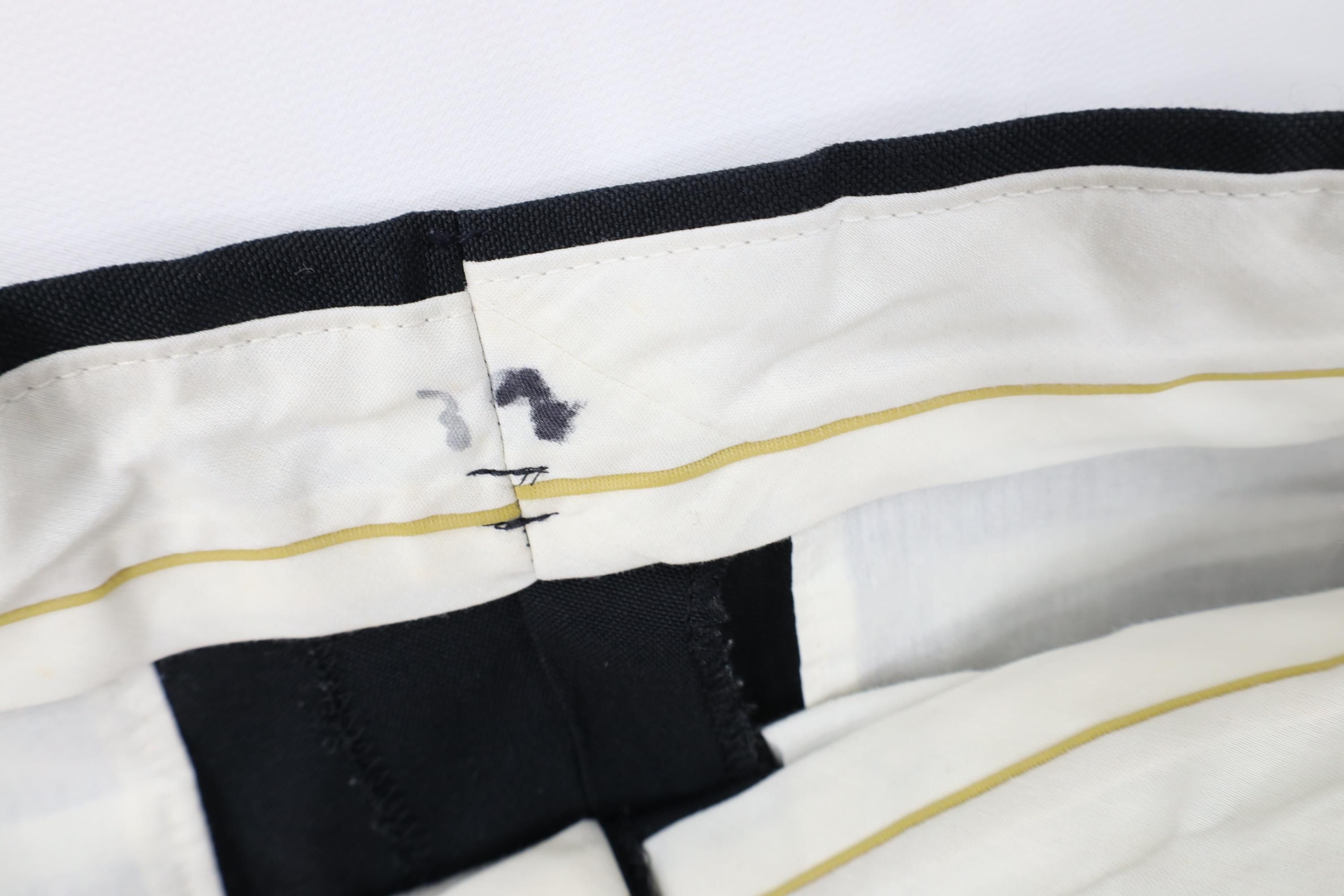 Vintage Vintage 90s Streetwear Knit Chino Pants Trousers Black Size US 32 / EU 48 - 8 Thumbnail