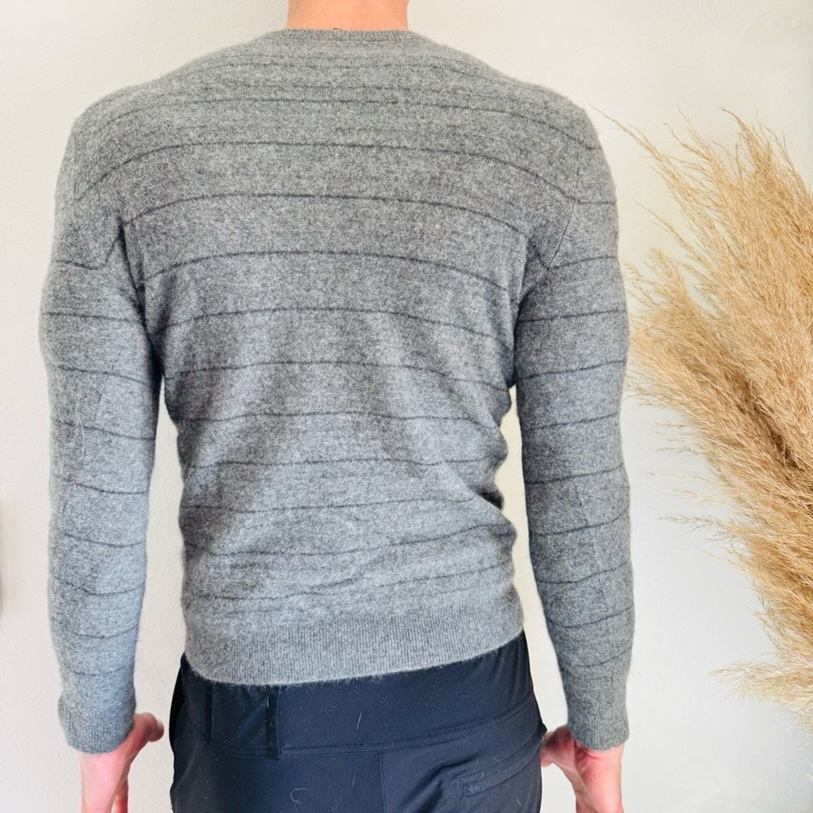 Theory THEORY Dark Light Gray Grey Cashmere $365 Pullover Sweater Size US XS / EU 42 / 0 - 9 Thumbnail