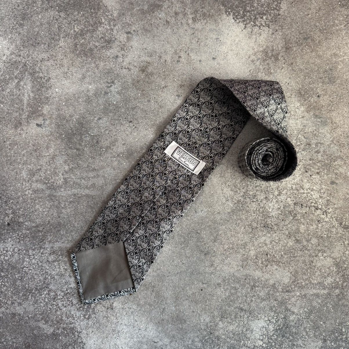 Versace × Vintage 80s Versace VERSUS by Gianni Versace Vintage Tie Size ONE SIZE - 3 Thumbnail