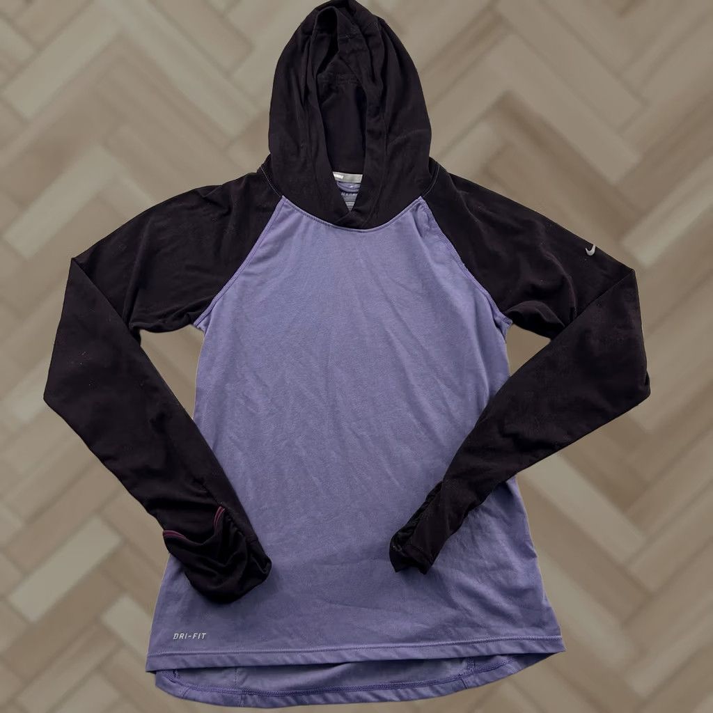Nike Nike Running Hooded Long Sleeve Athletic Shirt Women's XS Purple Hooded Hand Compression Running & Jogging Size XS / US 0-2 / IT 36-38 - 1 Thumbnail