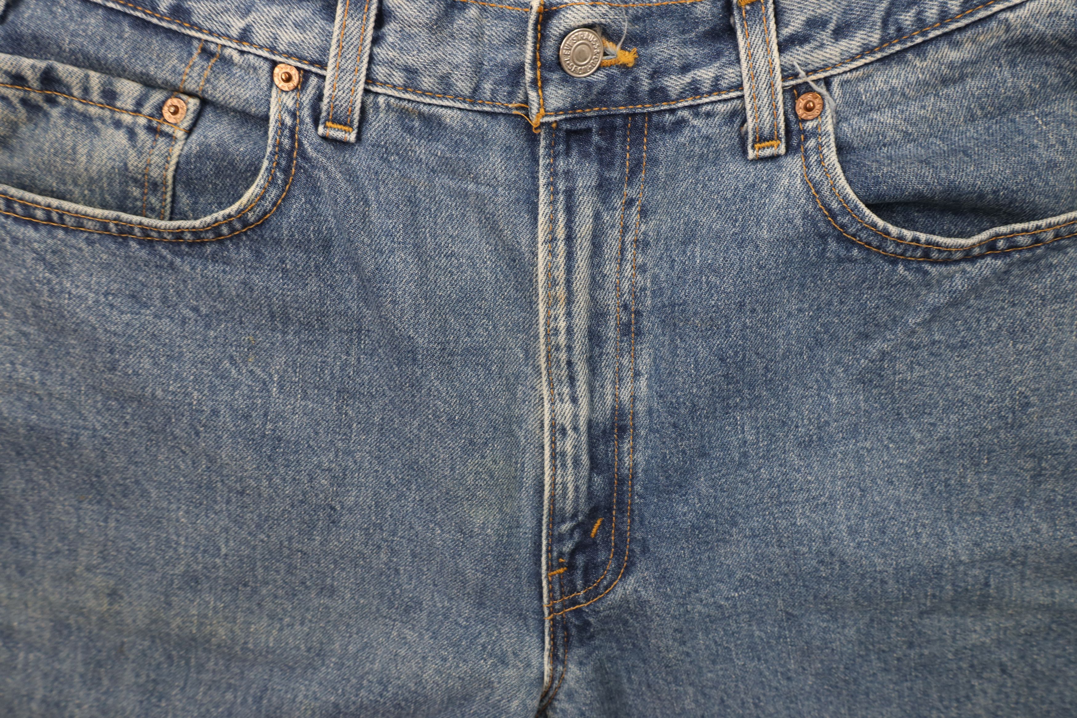 Levi's × Vintage Vintage 90s Levis 550 Relaxed Fit Denim Jeans Blue USA Size US 38 / EU 54 - 9 Thumbnail