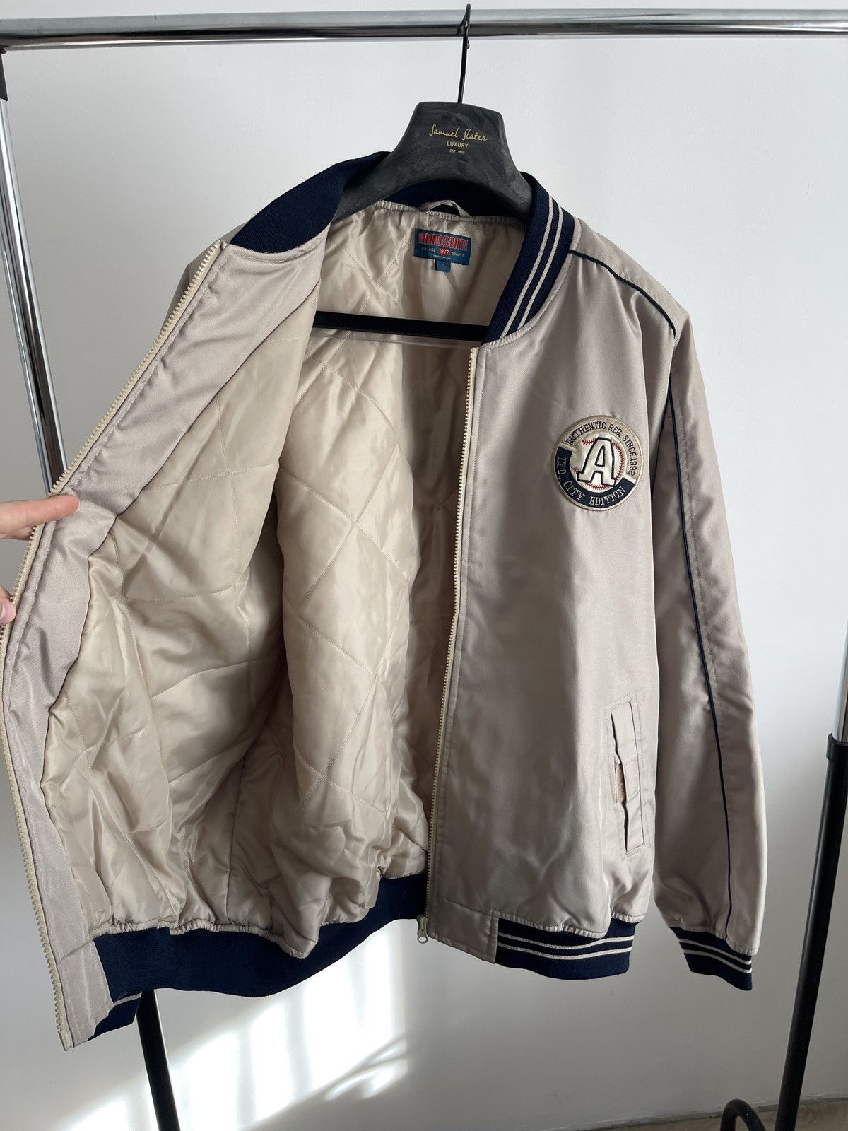 Vintage Vintage innocenti bomber beige light jacket logo Size US L / EU 52-54 / 3 - 7 Thumbnail