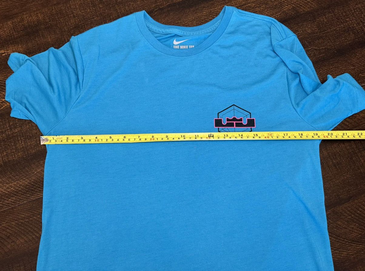 Nike Nike Lebron James Men’s T-shirt Blue South Beach-Size Medium Size US M / EU 48-50 / 2 - 5 Thumbnail
