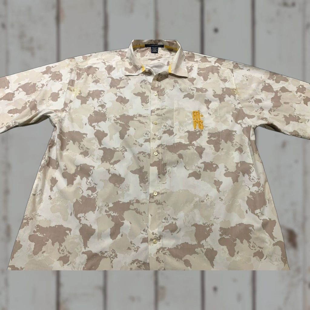 Vintage VINTAGE Marithe Francois Girbaud Men’s Short Sleeve Shirt 2XL Camouflage 90s Mens Size US XXL / EU 58 / 5 - 1 Thumbnail