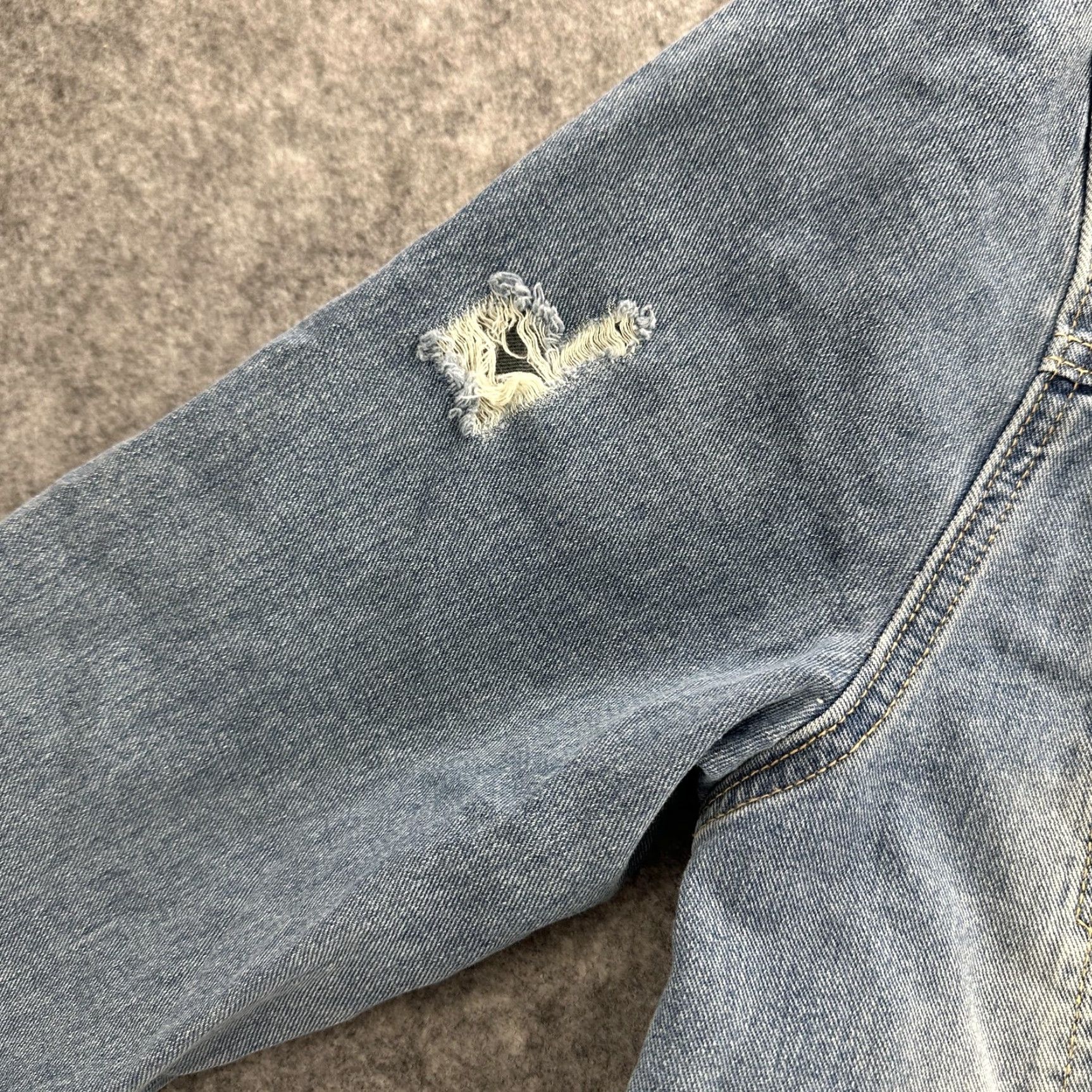 Vintage VINTAGE Request Mens Denim Jacket XL Blue Distressed TruckeR Coat Button Front Casual Size US XL / EU 56 / 4 - 7 Thumbnail
