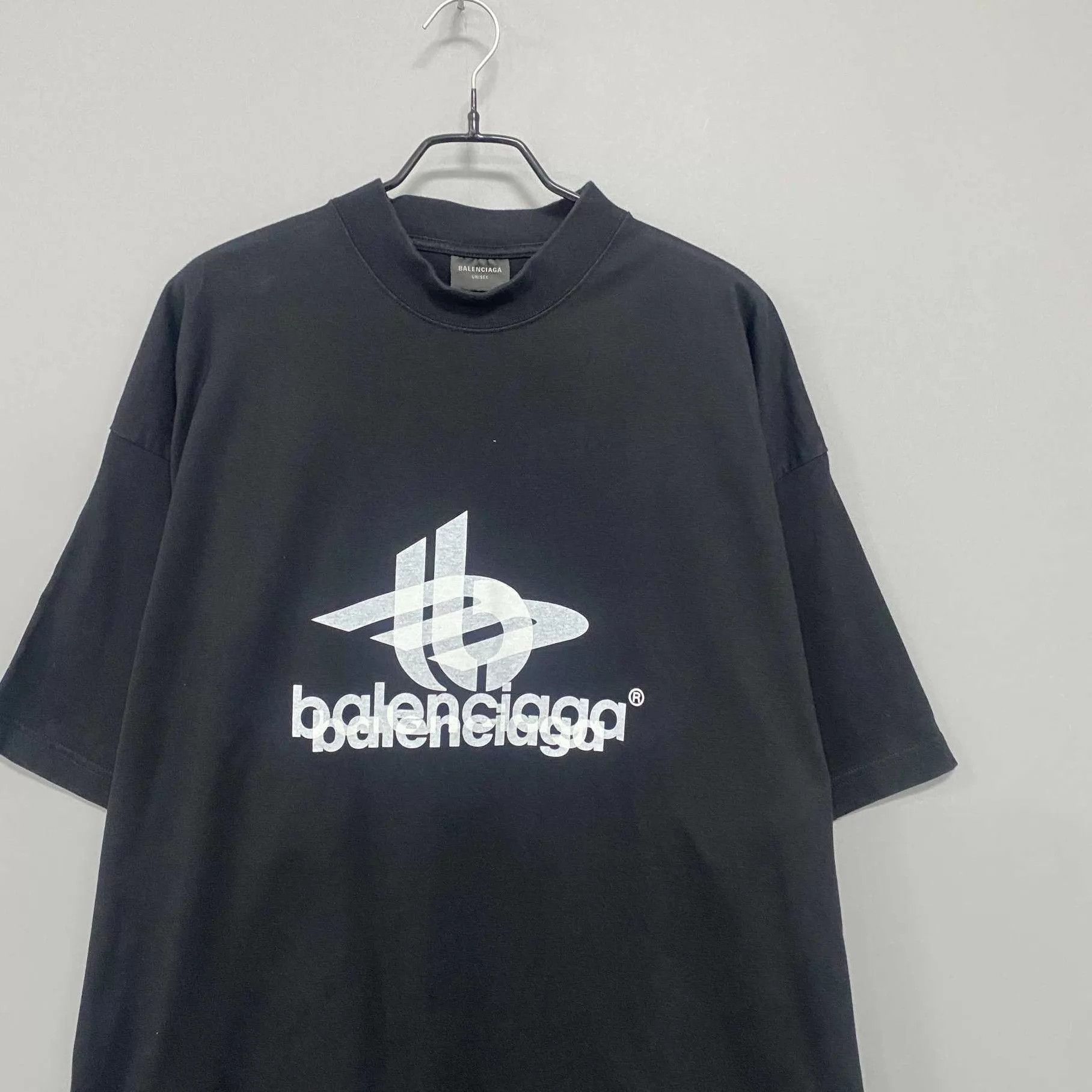 Balenciaga Balenciaga Logo Print Crewneck Short Sleeve Tee Size 4 Size XL / US 12-14 / IT 48-50 - 2 Thumbnail