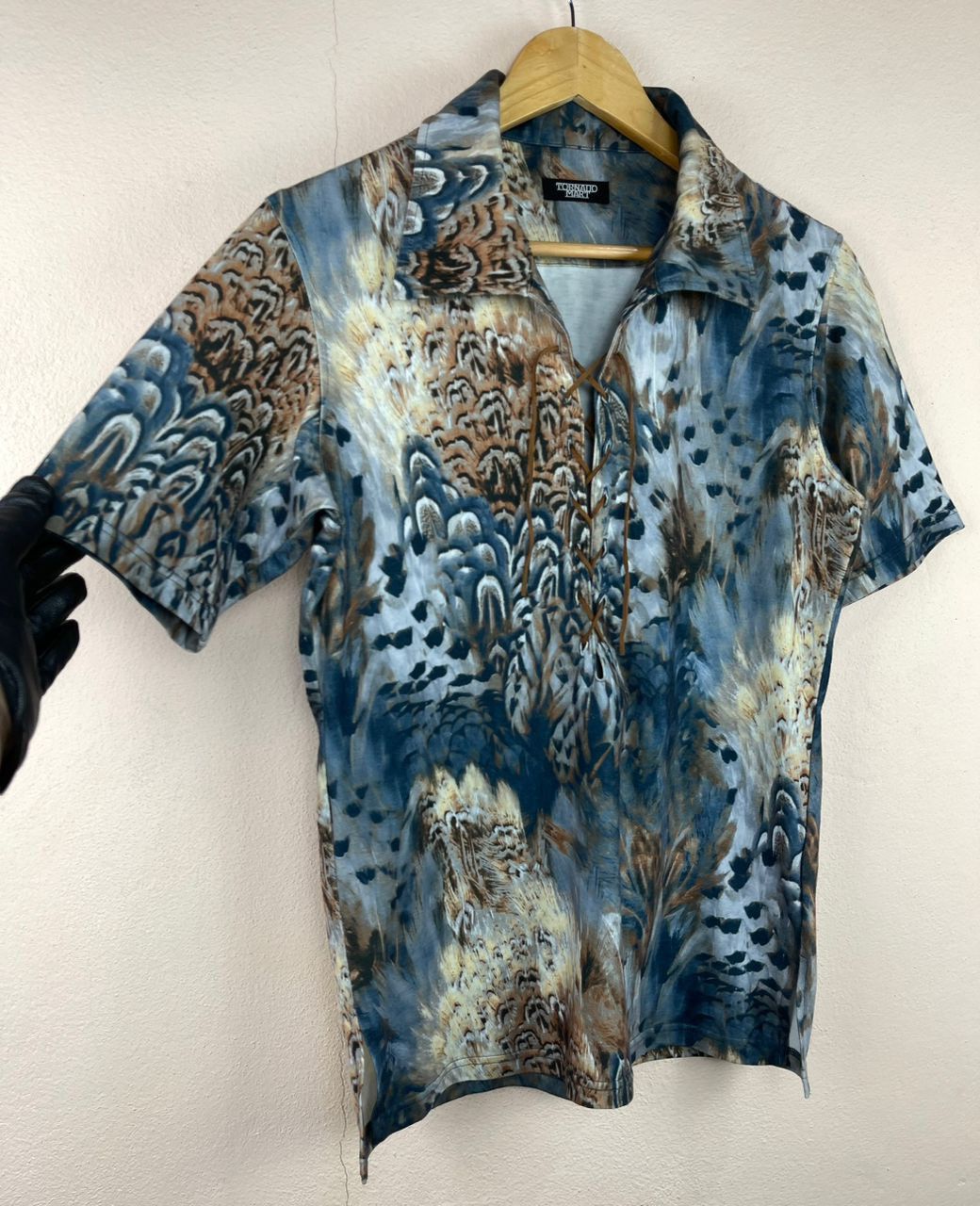 Japanese Brand × Tornado Mart Tornado Mart Lace-Up Feather Pattern Polo Shirt Size US M / EU 48-50 / 2 - 6 Thumbnail