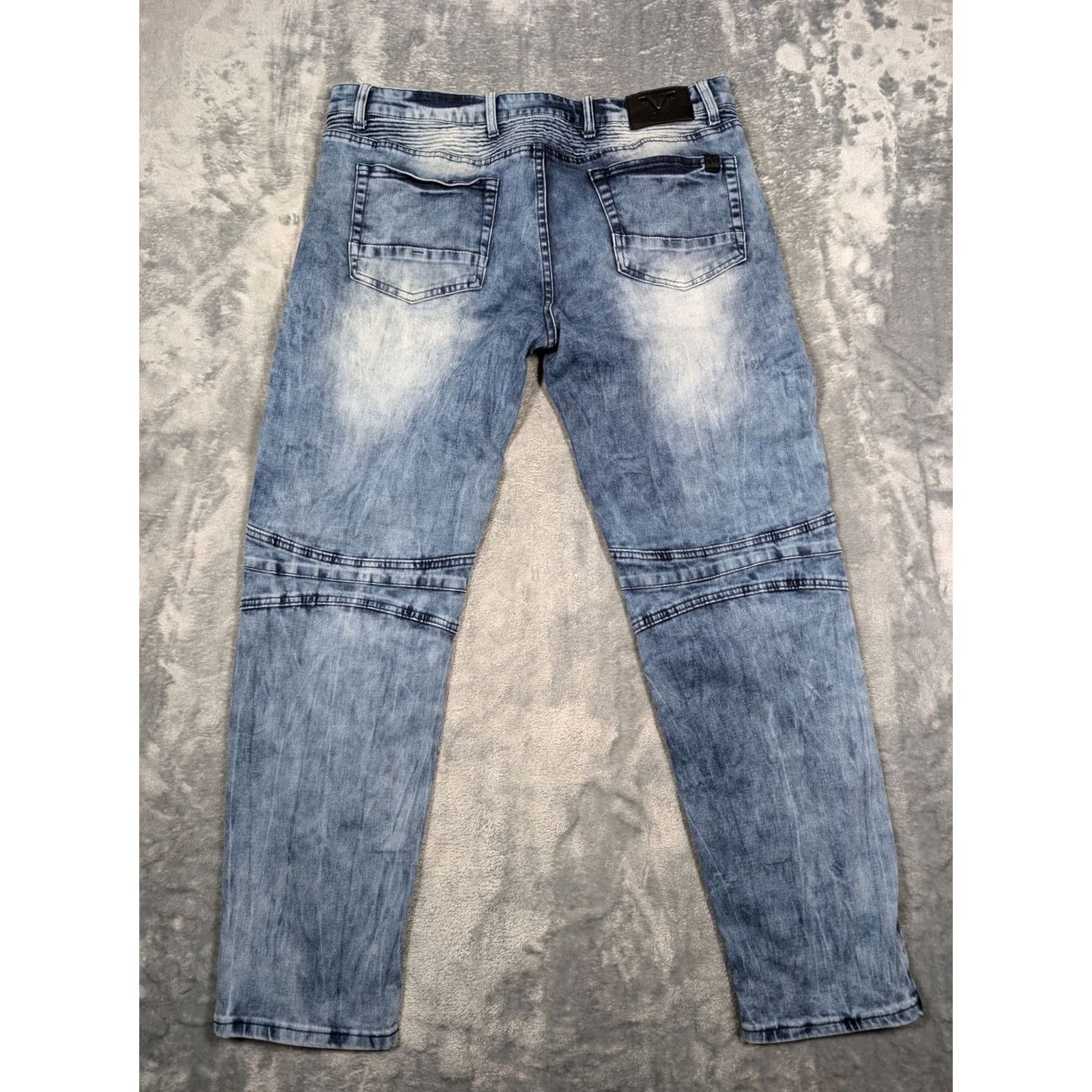 Vintage V1969 Jeans Mens 38x32 Blue Distressed Biker Moto Slim Fit Zipper Pockets Stretch Denim Jeans Mens Regular 38in XS? (Note: Correction) Size US 38 / EU 54 - 7 Thumbnail