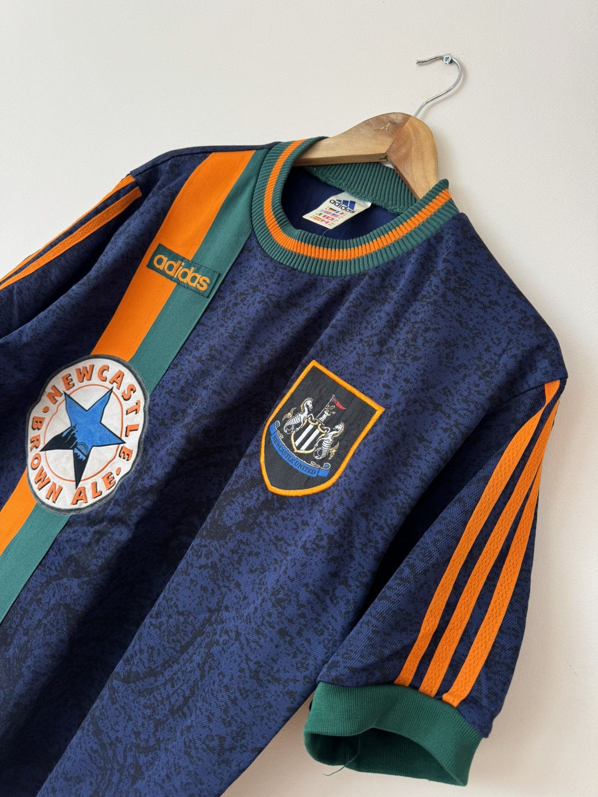 Adidas Vintage Newcastle United 1997-1998 Away Soccer Jersey Shirt Size US M / EU 48-50 / 2 - 9 Thumbnail