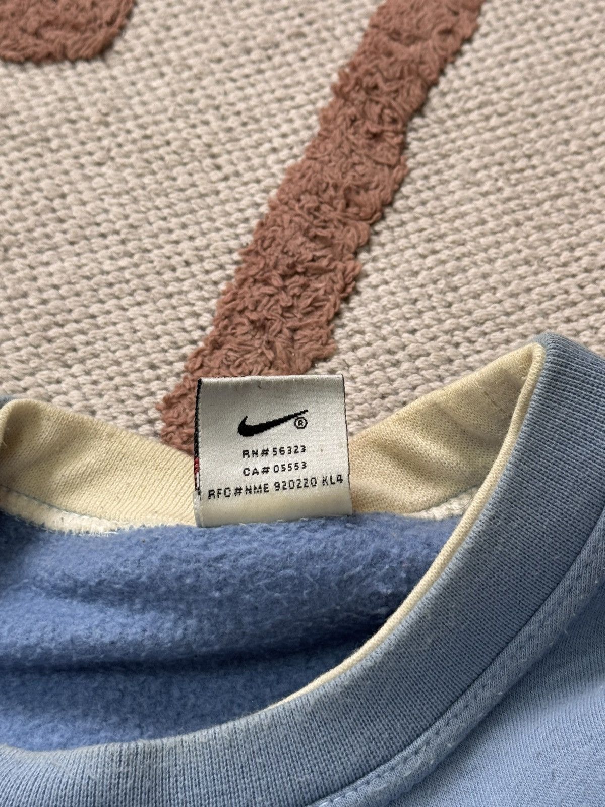Nike VINTAGE NIKE 2000s BIG LOGO SWEATSHIRT Size US M / EU 48-50 / 2 - 7 Thumbnail
