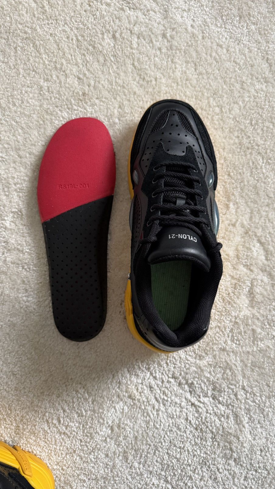 Raf Simons Raf Simons Cylon-21 (Runner) Black Yellow Size US 7 / EU 40 - 8 Thumbnail
