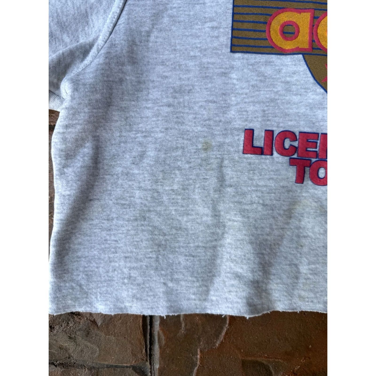 Adidas VINTAGE adidas Run DMC Licensed To Ill Tour Crop Crewneck Sweatshirt L Gray Mens Size US L / EU 52-54 / 3 - 5 Thumbnail