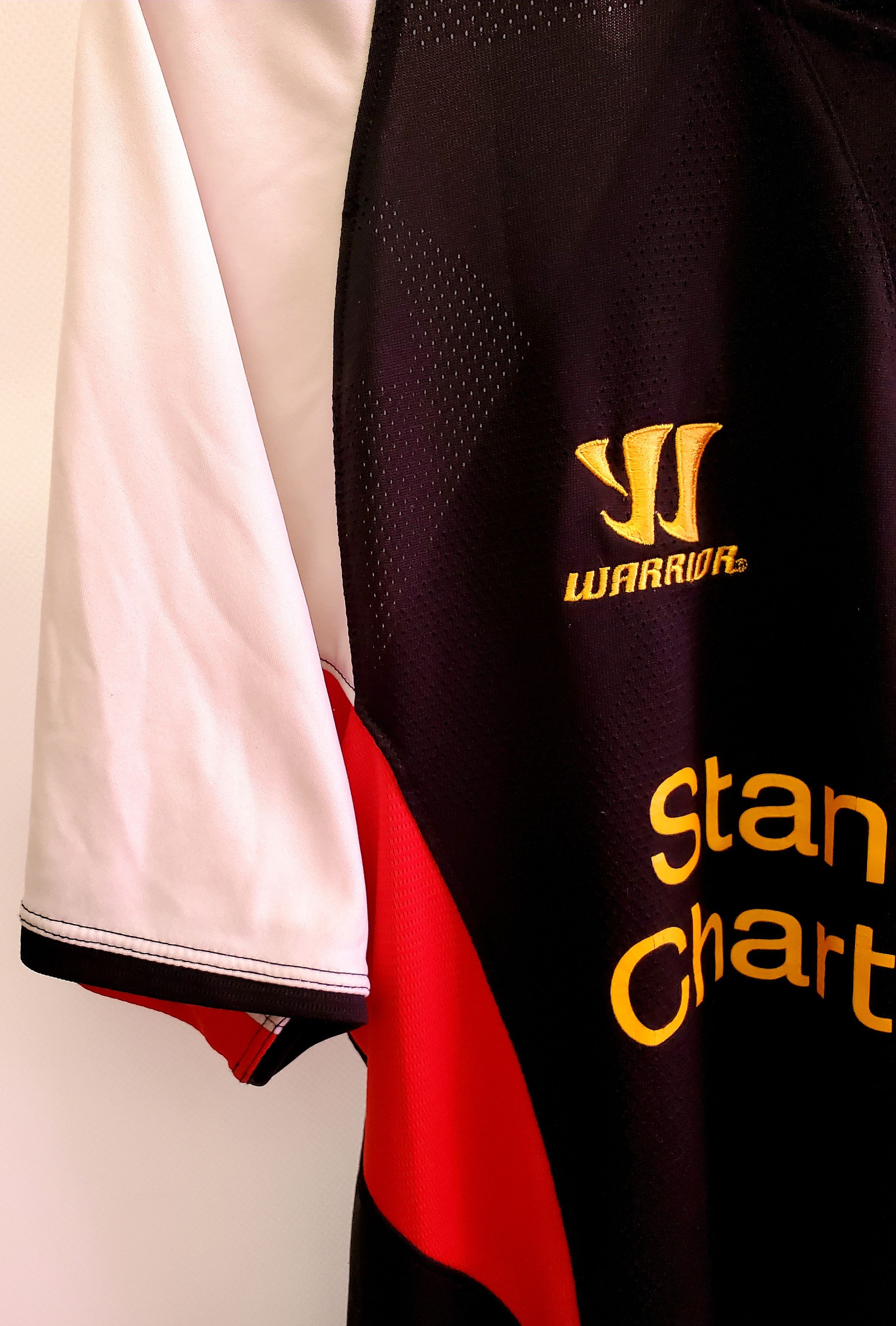 Warrior Warrior Liverpool 2012-2013 football Soccer size L Size US L / EU 52-54 / 3 - 3 Thumbnail