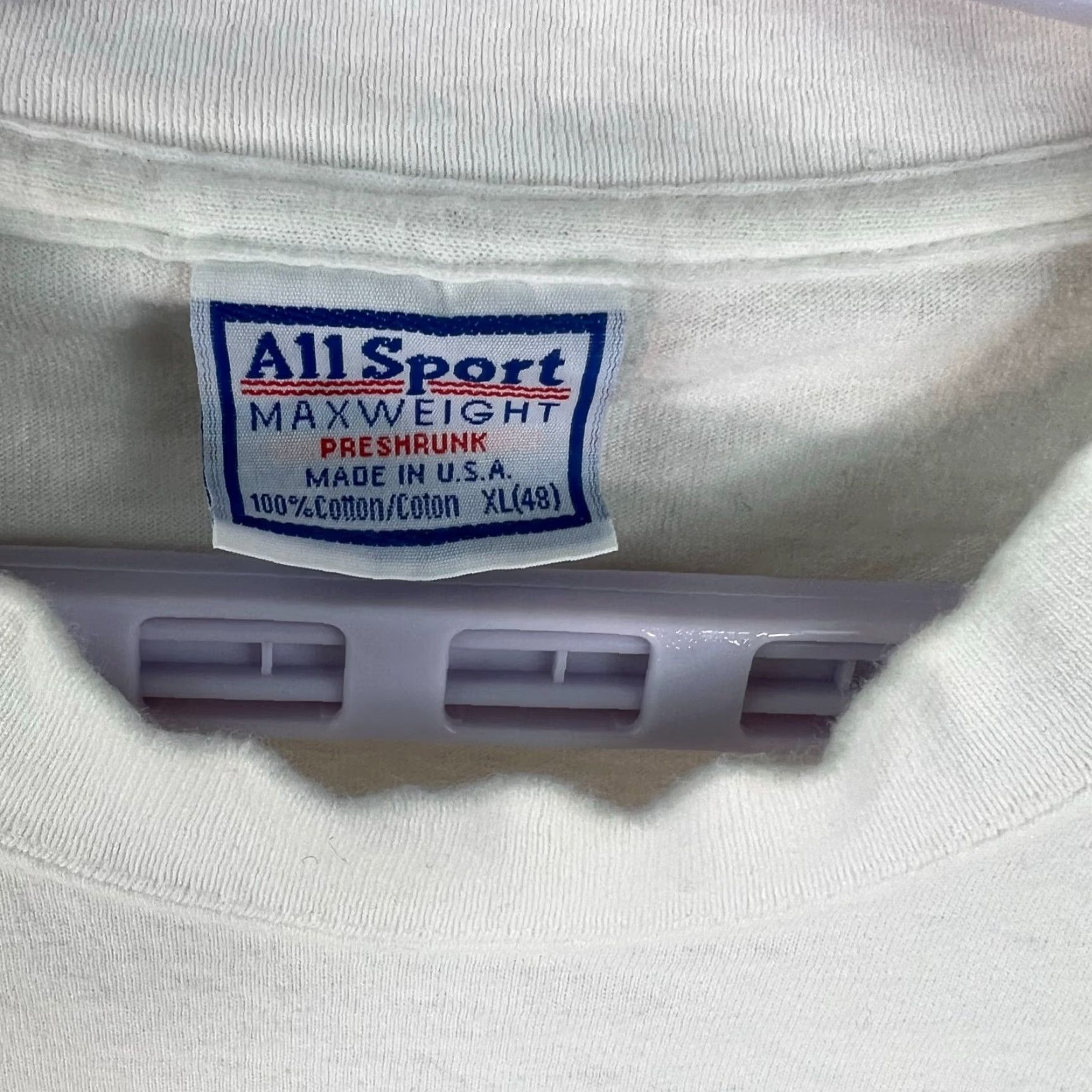 Vintage VINTAGE All Sport Hawaii Shirt Mens XL White Graphic Tee Distressed Travel 90s Mens XL White graphic tee USA seller Size US XL / EU 56 / 4 - 4 Thumbnail
