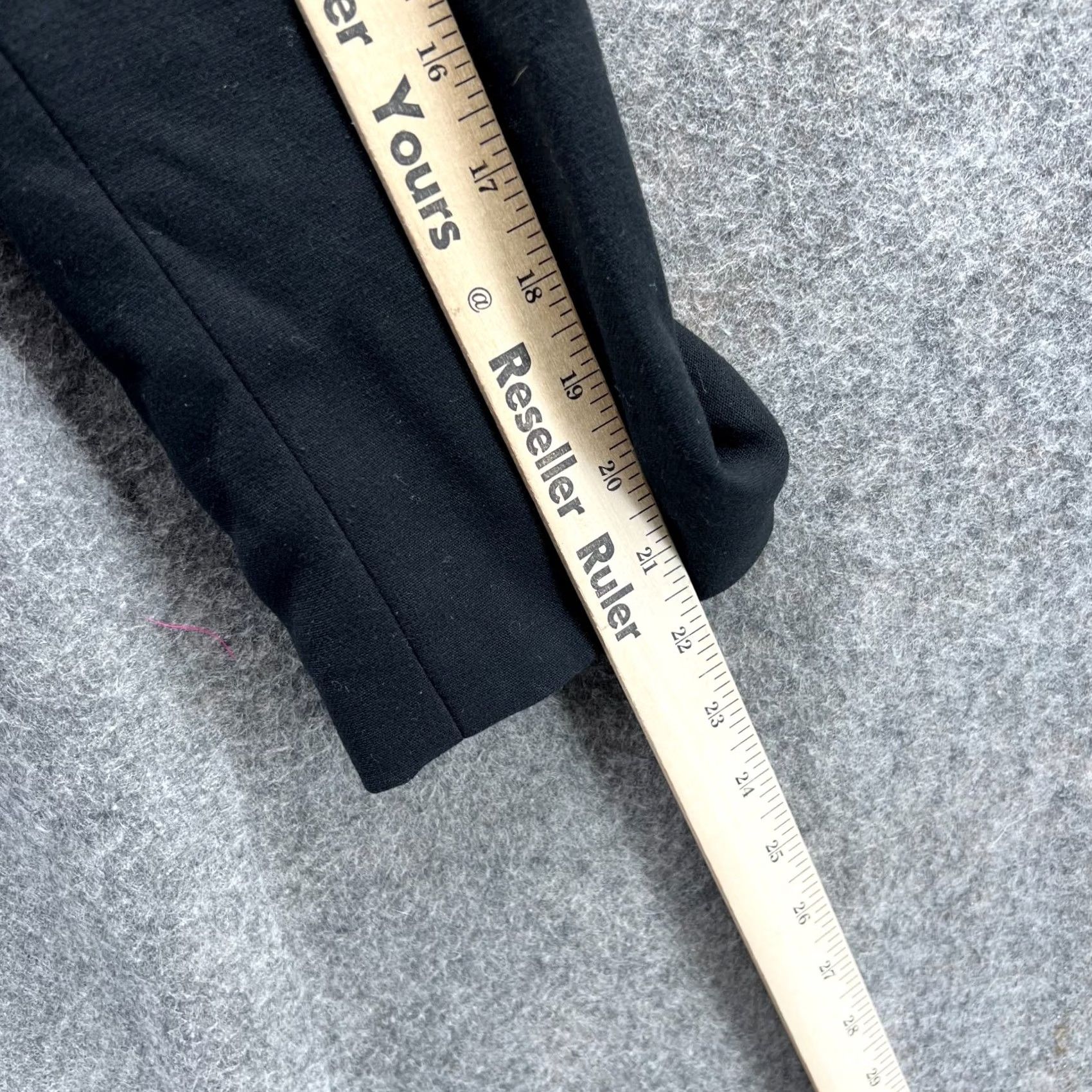 Banana Republic Banana Republic Blazer Women 12 Black Polyester Viscose Long Sleeve Dress Jacket Sports Style Basic Jacket Fall Winter Womens Size XL / US 12-14 / IT 48-50 - 4 Thumbnail