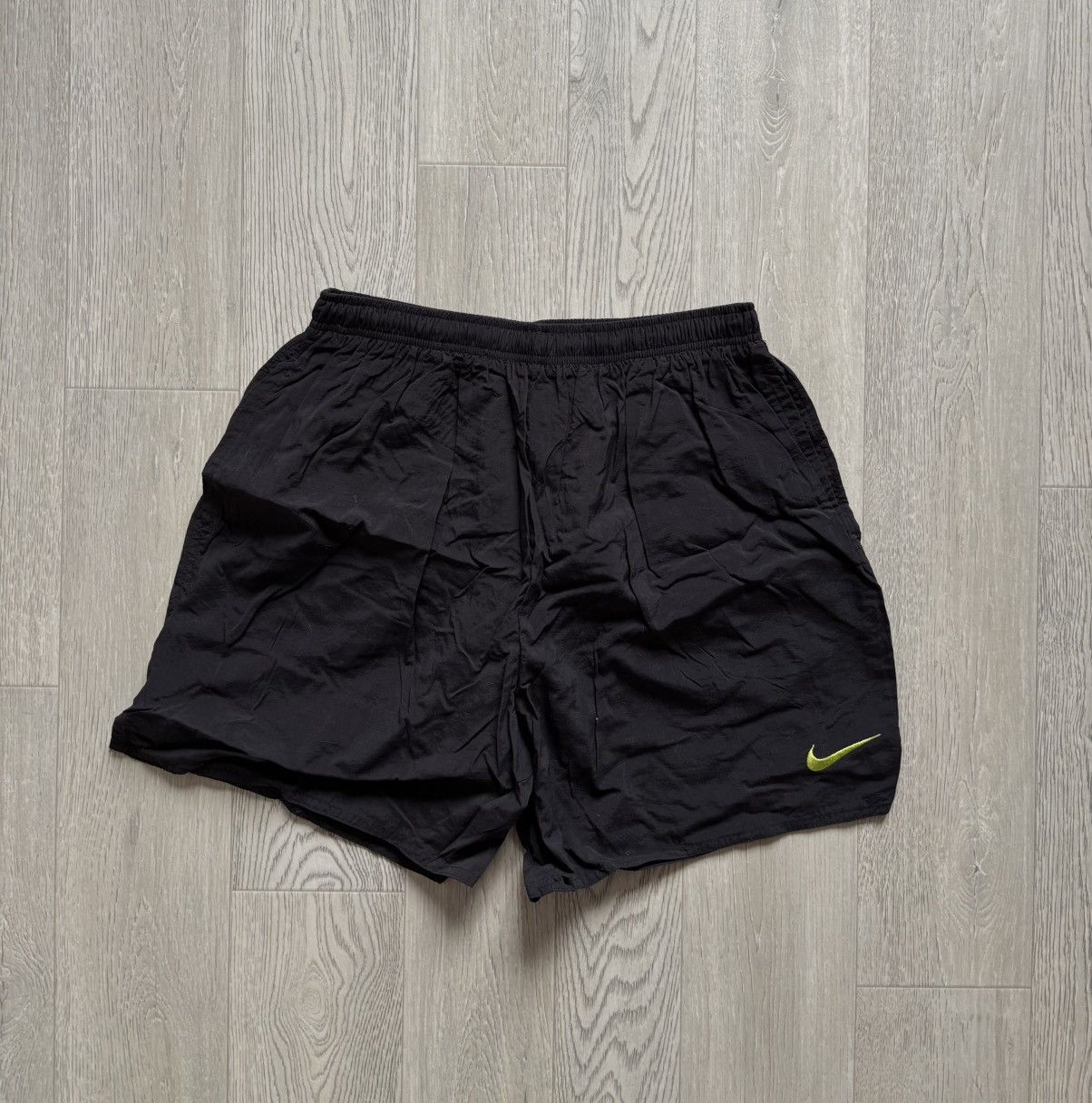 Nike × Vintage Vintage Nike Nylon Printed Logo Shorts 90s Size US 33 - 1 Thumbnail