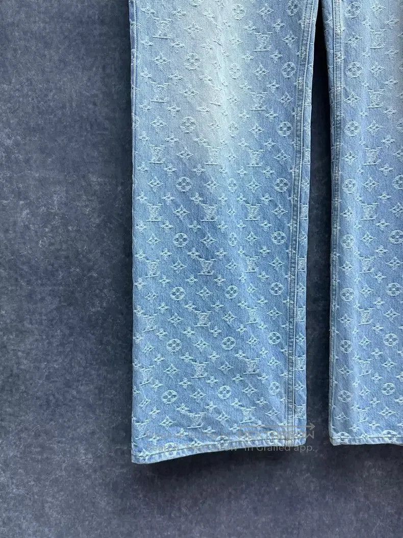 Louis Vuitton Louis Vuitton SS22 Graffiti Denim Pants. Size US 31 - 4 Thumbnail