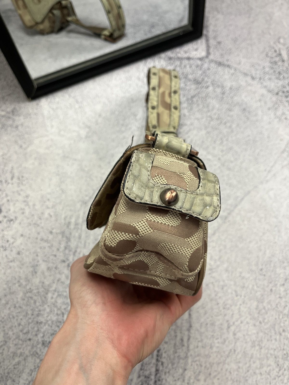 Guess Vintage 00’s GUESS Cloth Handbag Monogram Y2k Avant Garde Size ONE SIZE - 9 Thumbnail