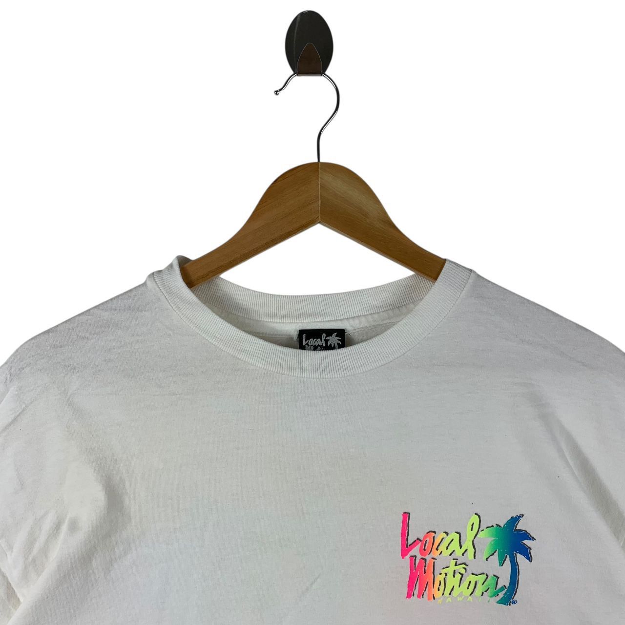 Vintage Vintage 90s LOCAL MOTION big logo back hit Surfing tee Size US L / EU 52-54 / 3 - 3 Thumbnail