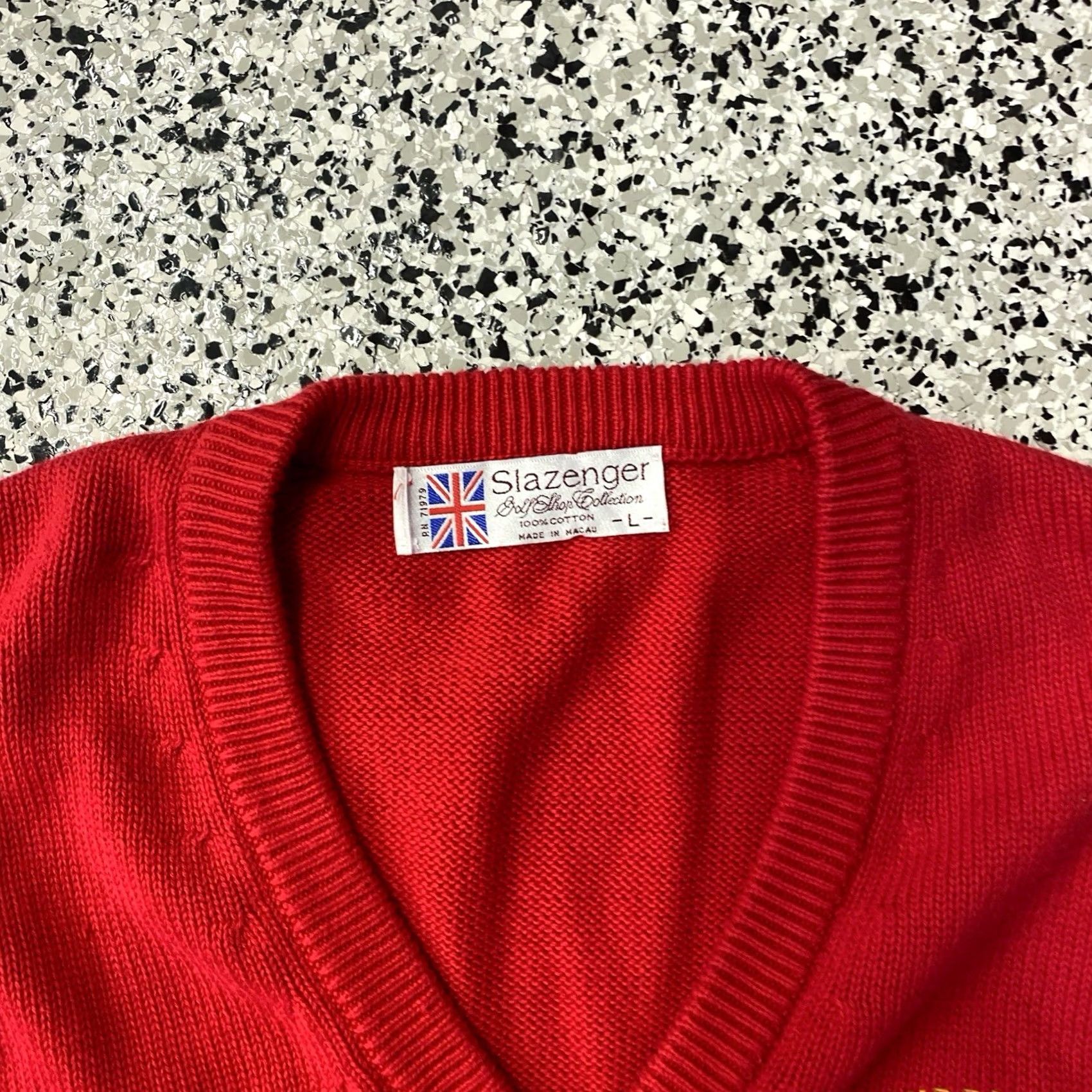 Vintage VINTAGE Slazenger Sweater Vest Mens L Red V Neck The Belfry Ryder Cup 90s Size US L / EU 52-54 / 3 - 2 Thumbnail