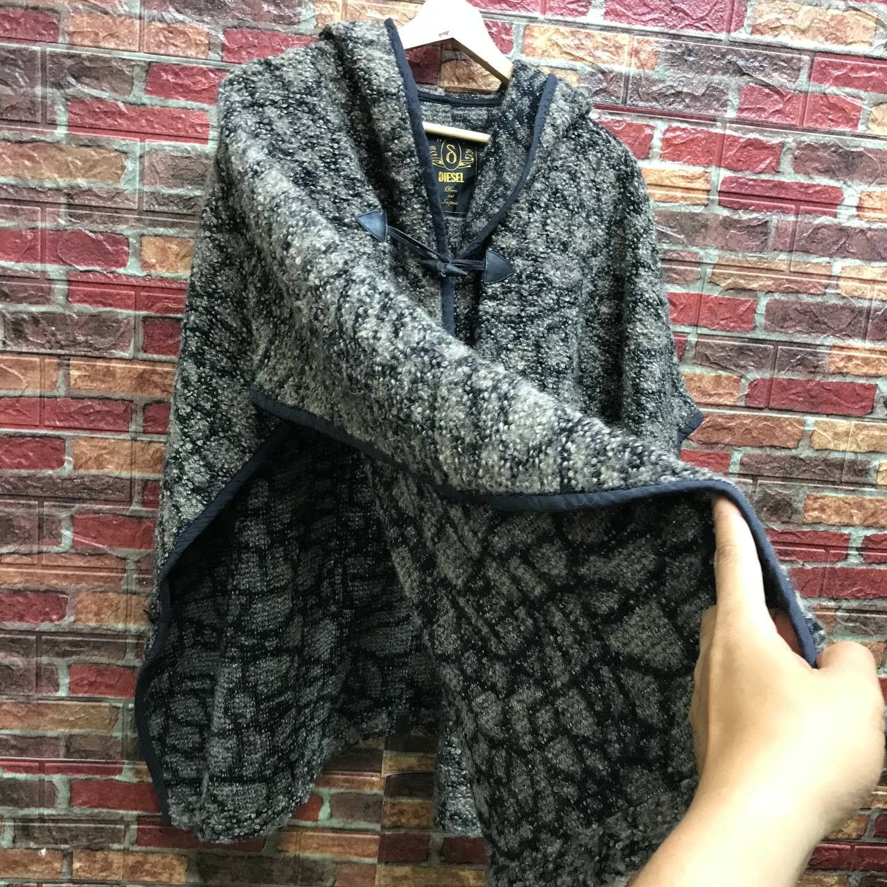 Diesel Black Gold DIESEL GOLD PONCHO CLOAK CAPE BATMAN KNITTED MOHAIR Size US S / EU 44-46 / 1 - 4 Thumbnail