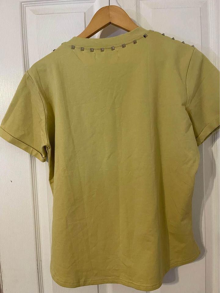 Designer Bailey Studded Mustard Tshirt Size L Size L / US 10 / IT 46 - 4 Thumbnail