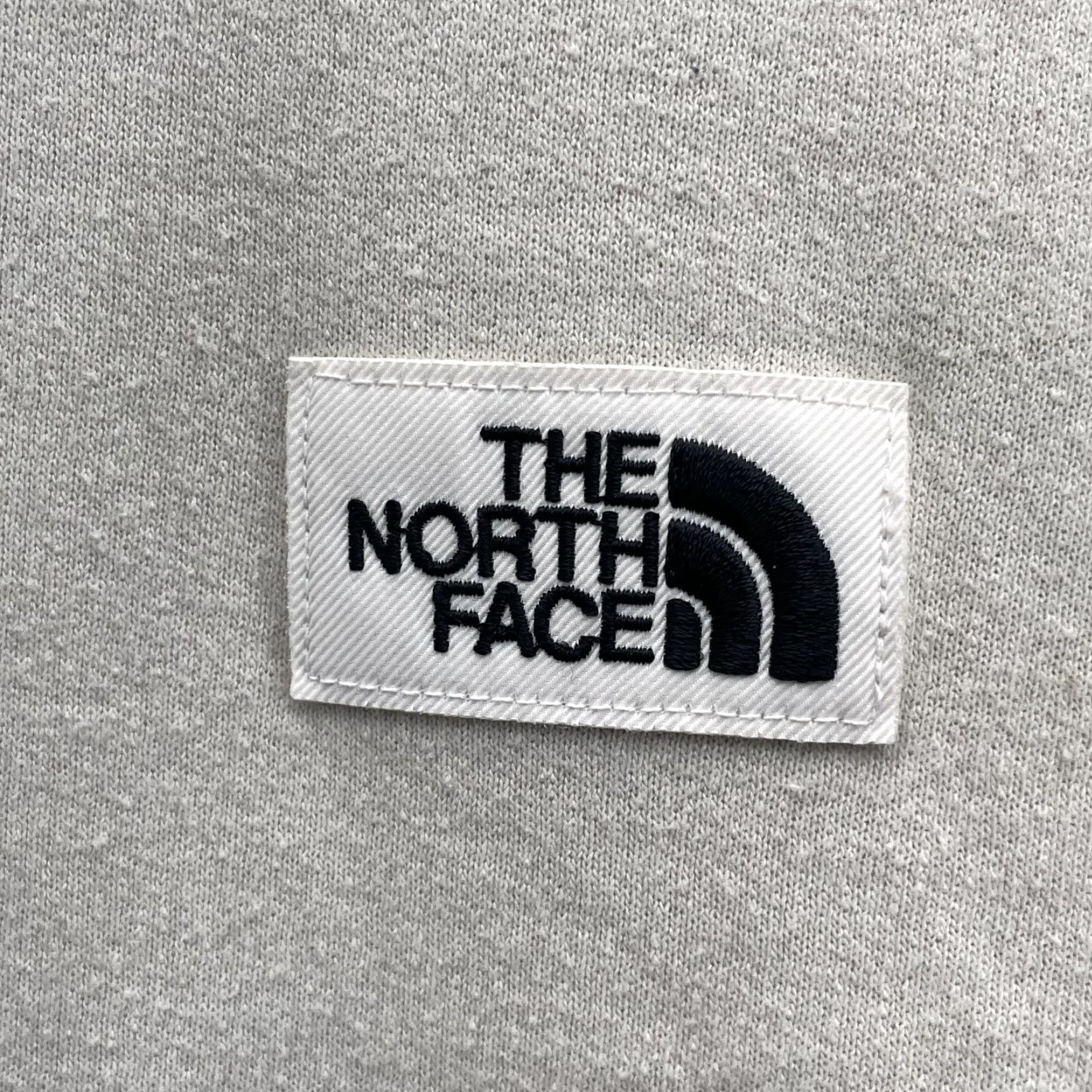 The North Face The North Face Hoodie Men’s Medium Ivory Gorpcore Outdoor Minimalist Athleisure Shirt Size US M / EU 48-50 / 2 - 3 Thumbnail