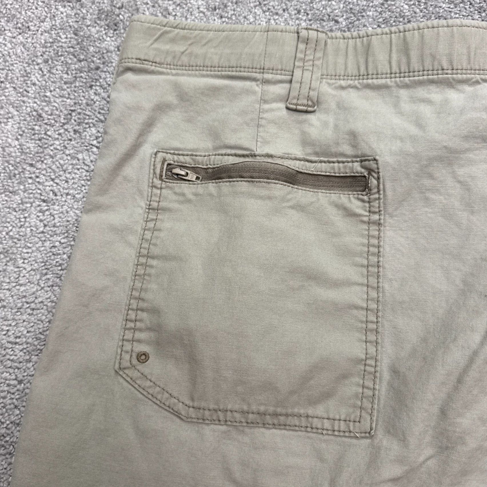 Wrangler Wrangler Cargo Shorts Mens 42 Tan Khaki Cotton Canvas Outdoor Hiking Trail Size US 42 / EU 58 - 5 Thumbnail