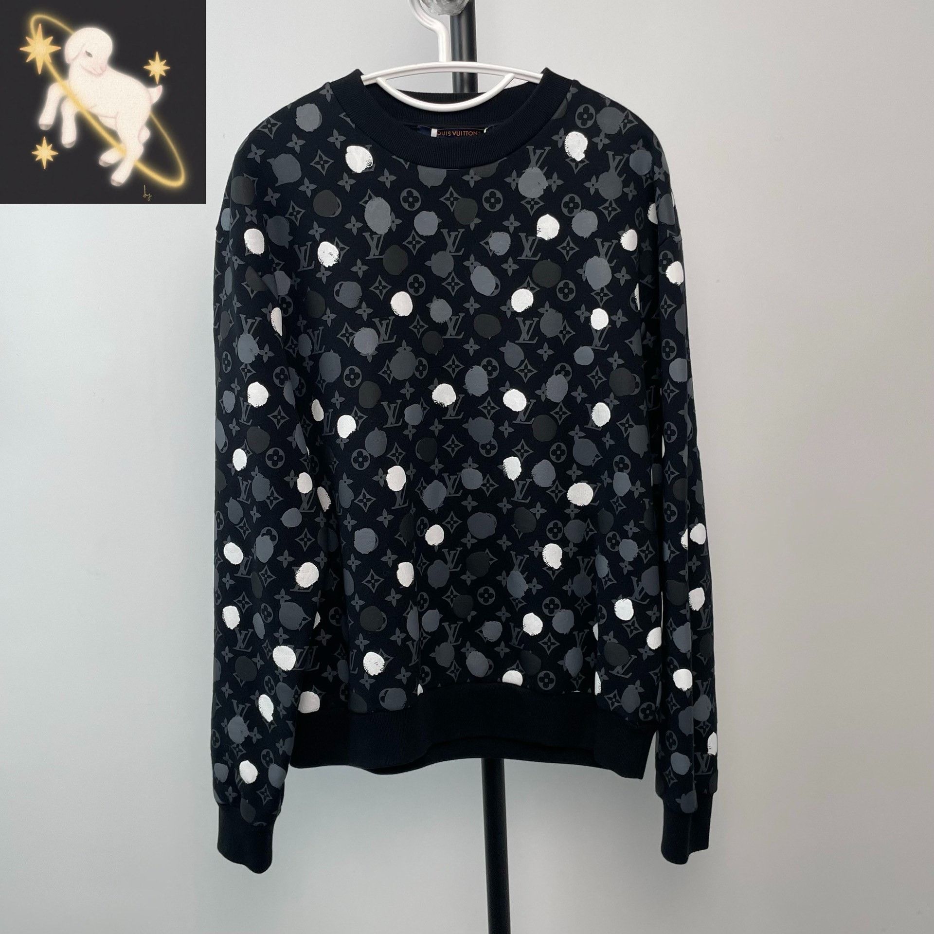 Louis Vuitton Louis Vuitton Black Hoodie M Men Size US M / EU 48-50 / 2 - 1 Thumbnail