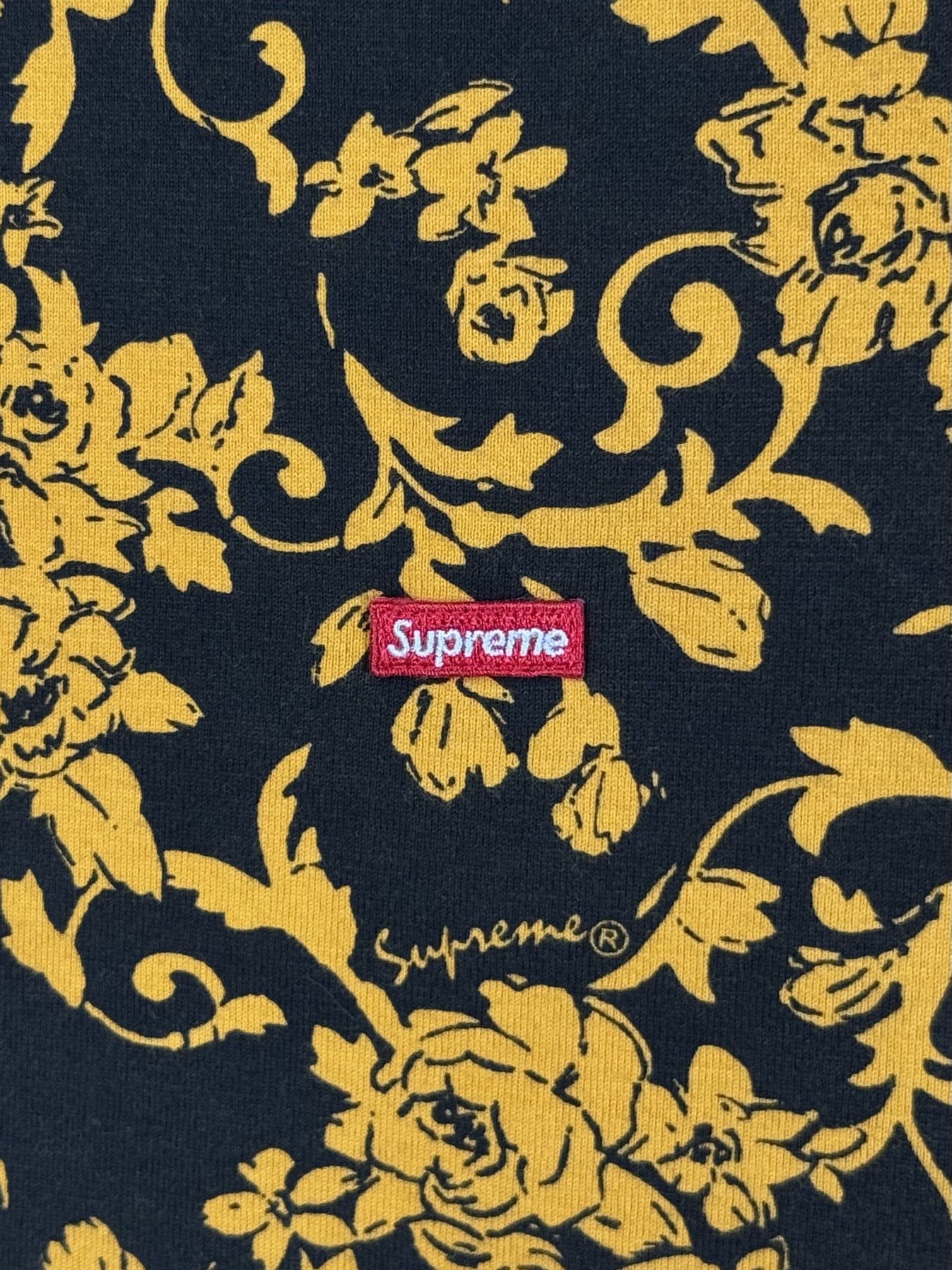 Supreme UNWORN* Supreme Small Box Tee (SS20) Black Floral Size US S / EU 44-46 / 1 - 2 Thumbnail