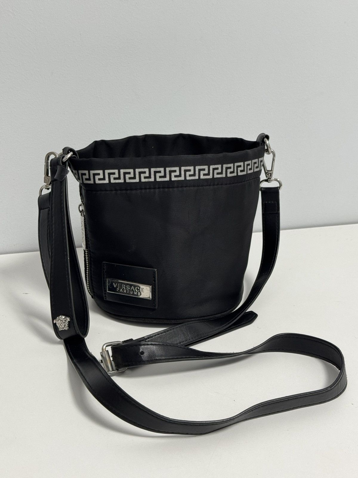 Versace Versace Parfums Black Carry Handbag Totebag And Sports Bag Size ONE SIZE - 1 Thumbnail