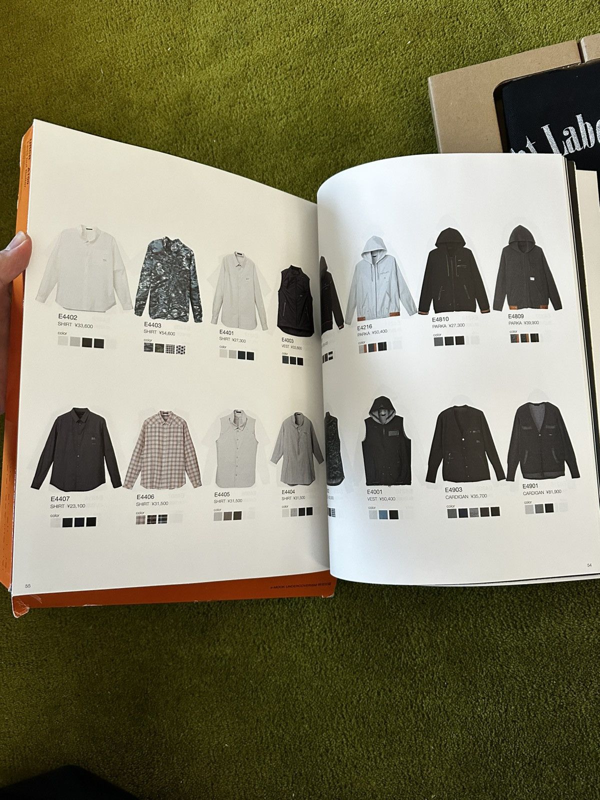Undercover Undercover Less but better S/S10 book with bag Size ONE SIZE - 4 Thumbnail