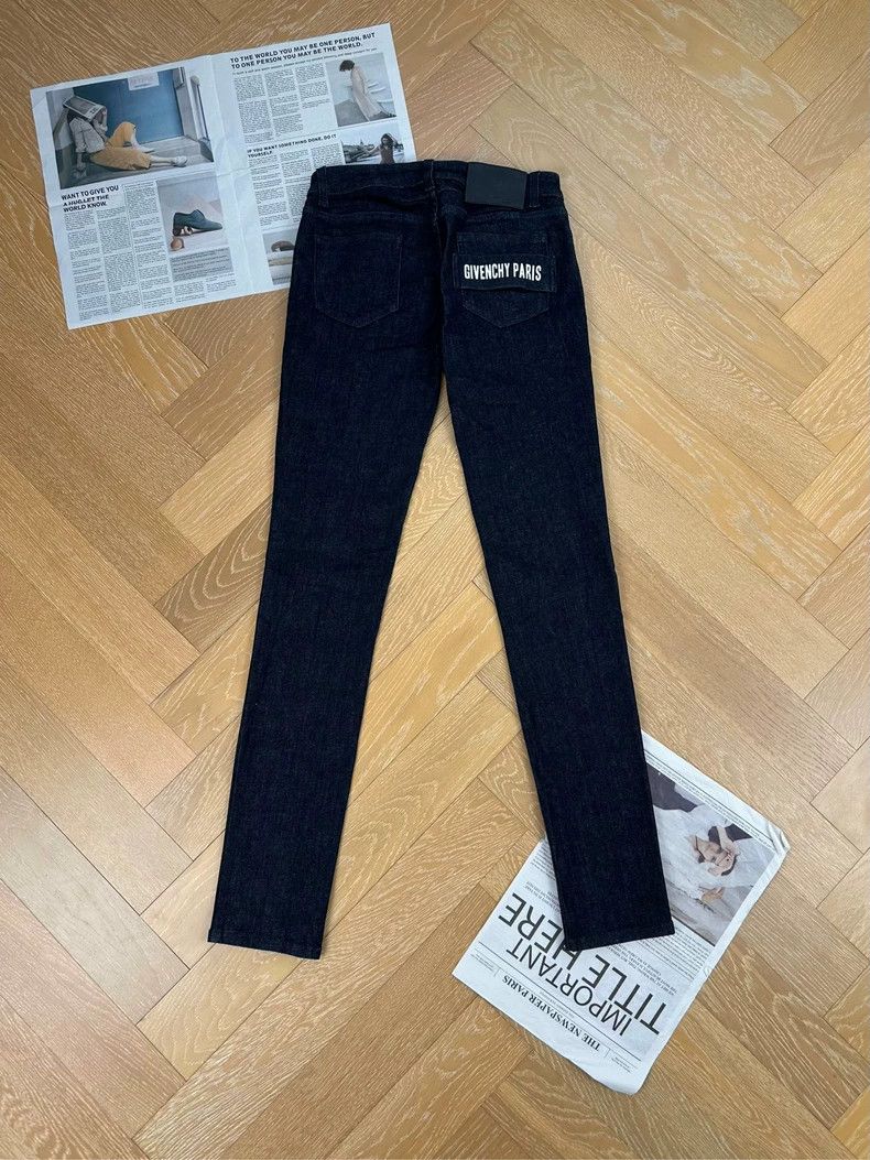 Givenchy Givenchy Solid Color Stretch Skinny Jeans, Dark Blue Size US 38 / EU 54 - 1 Thumbnail