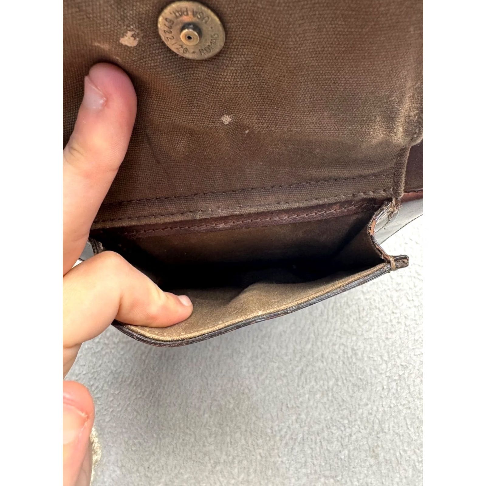 Vintage VINTAGE Brown Leather Crossbody Bag Rectangle 9" x 7" x 1.5" Zipper Pockets Womens Leather Canvas Bag 92B Size ONE SIZE - 6 Thumbnail