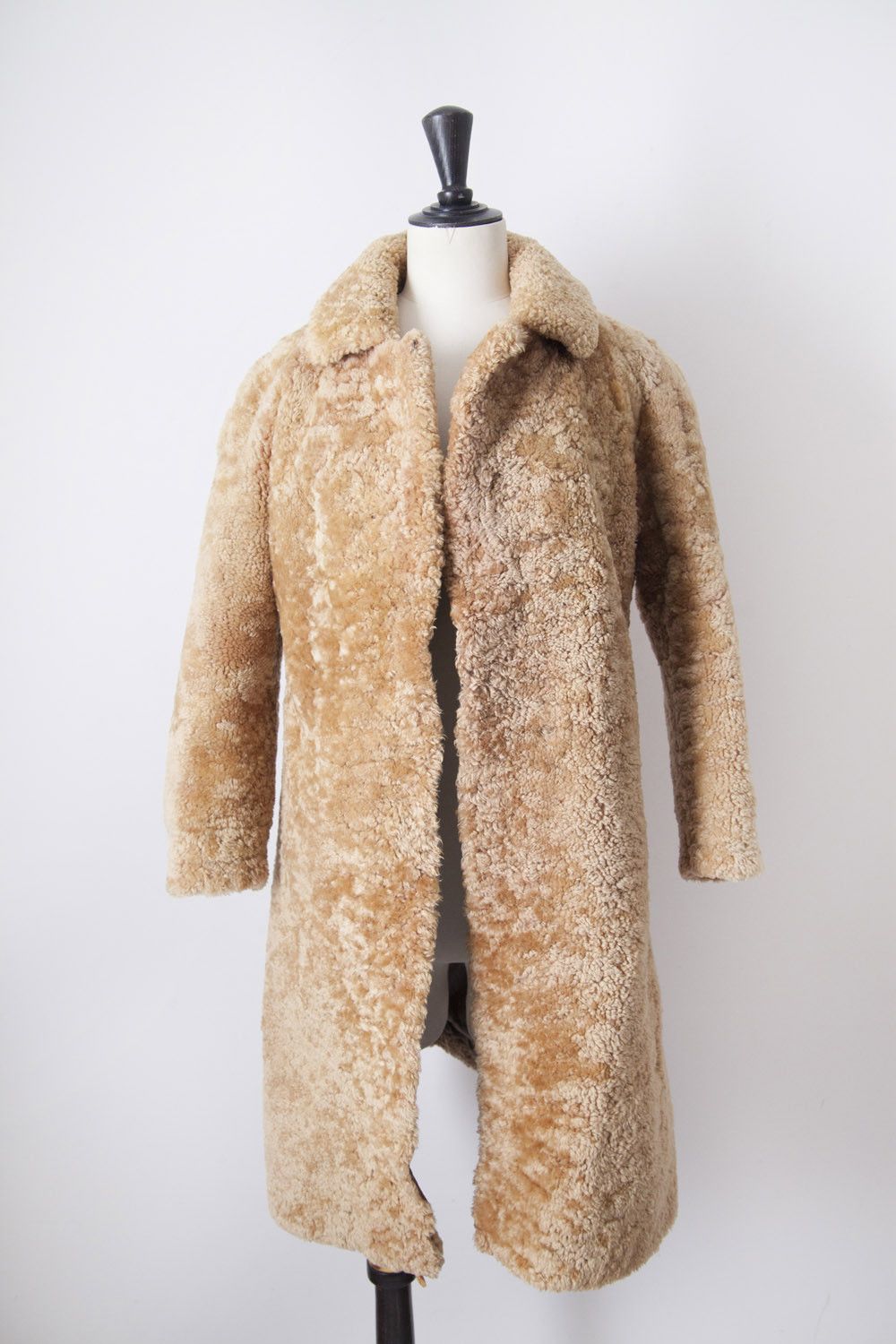 Vintage Vintage Lambskin shearling coat Size XS / US 0-2 / IT 36-38 - 3 Thumbnail
