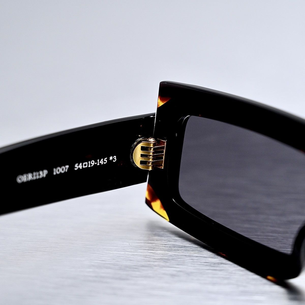 Off-White OFF WHITE LAUREL SUNGLASSES Size ONE SIZE - 7 Thumbnail