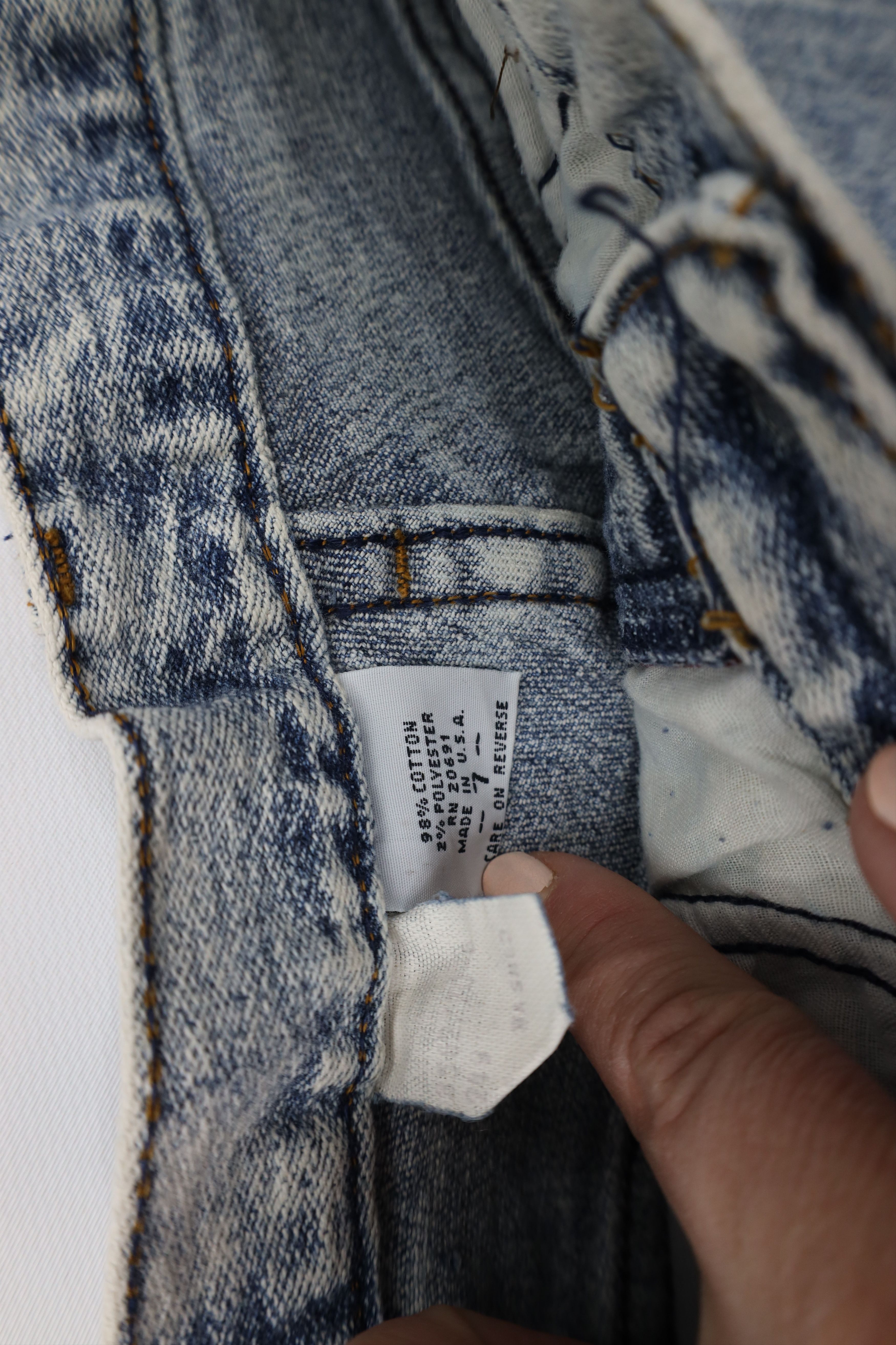 Vintage Vintage 90s Streetwear Acid Wash Cut Off Denim Jean Shorts Size 28" / US 6 / IT 42 - 8 Thumbnail