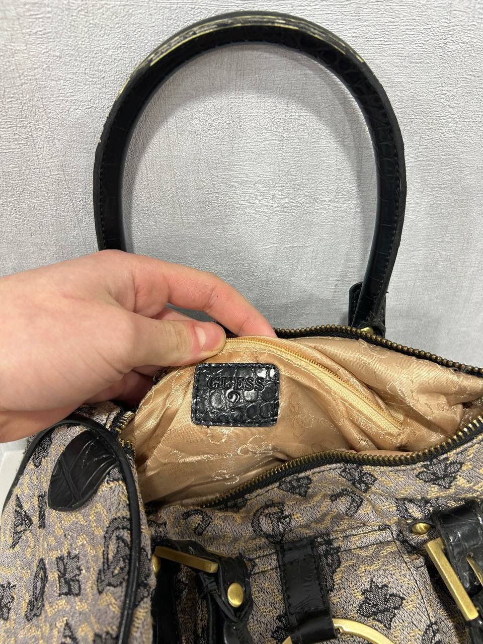 Guess Vintage bag guess monogram very rare swag Size ONE SIZE - 10 Thumbnail